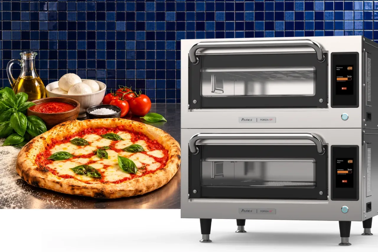 Prática Forza STi Speed Ovens beside a freshly baked Margherita pizza with golden crust