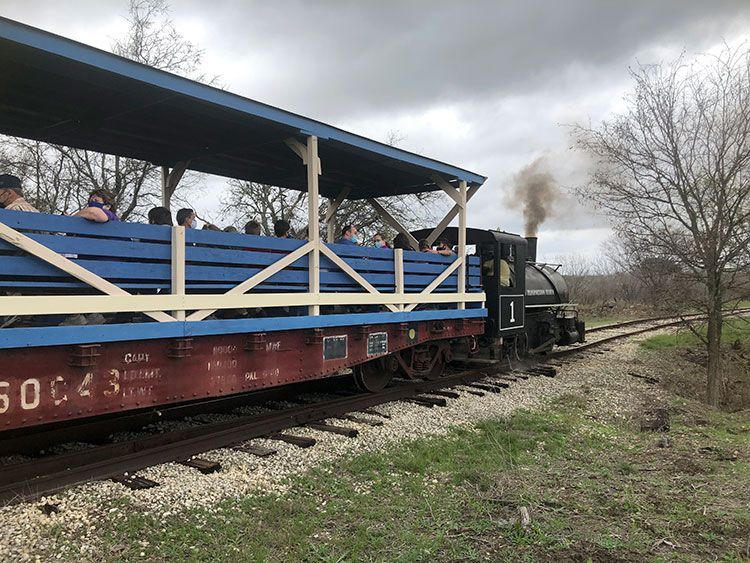 1925 Baldwin 0-4-0 steam switcher locomotive, tank engine, San Antonio, live steam