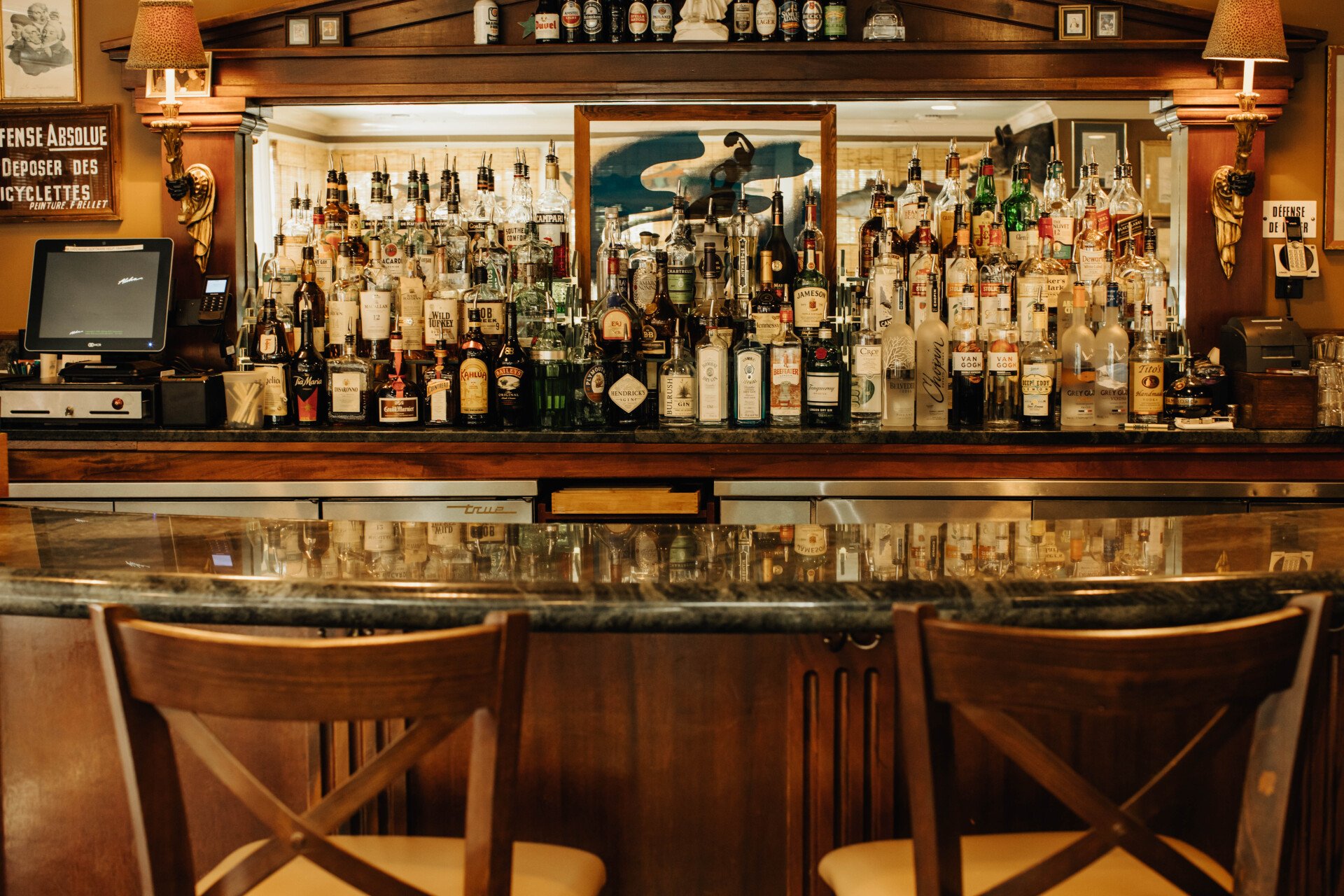 Charlie's L'Etoile Verte Seafood Restaurant