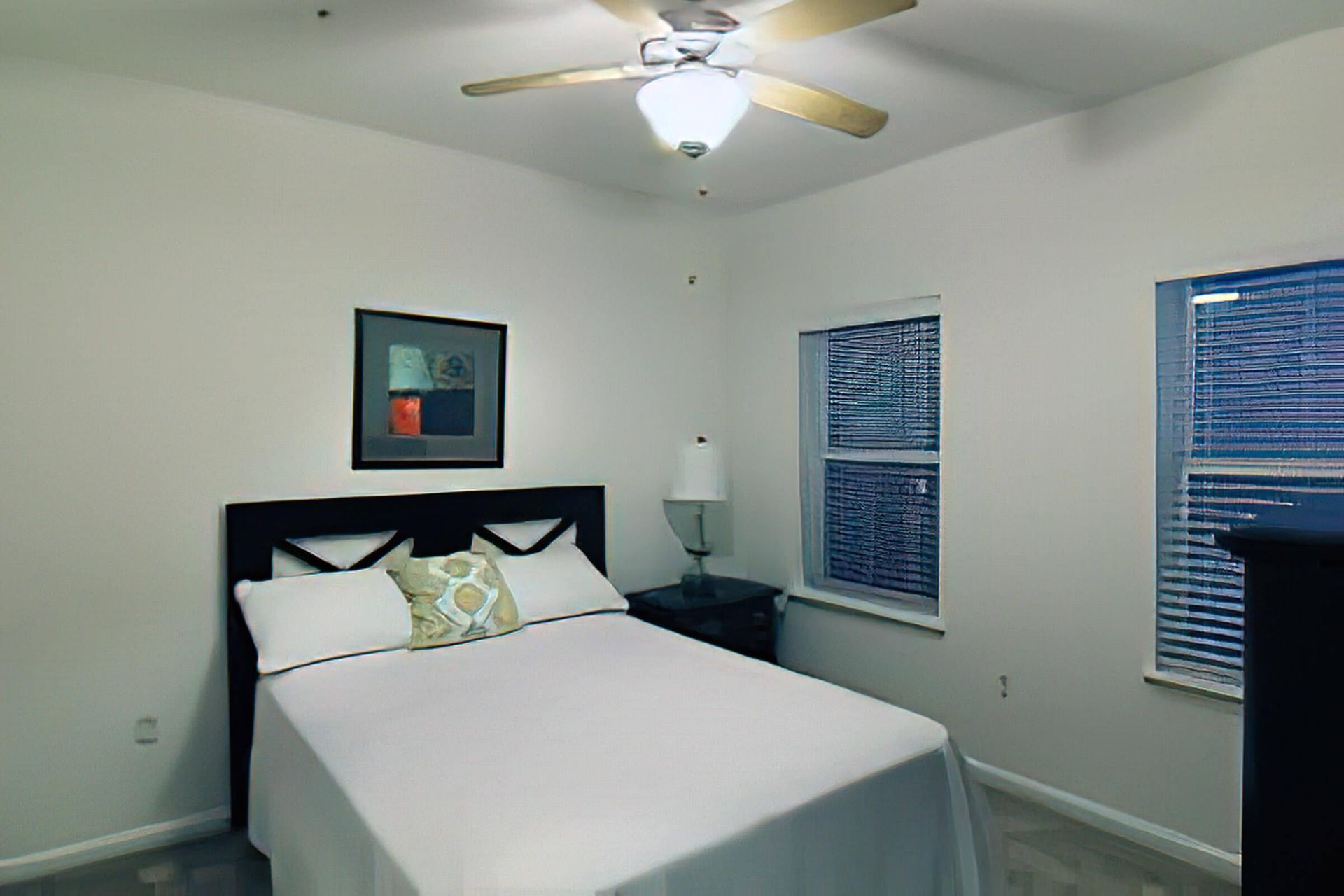 Bed at Surfside Apartments in Jacksonville Beach, Fl.