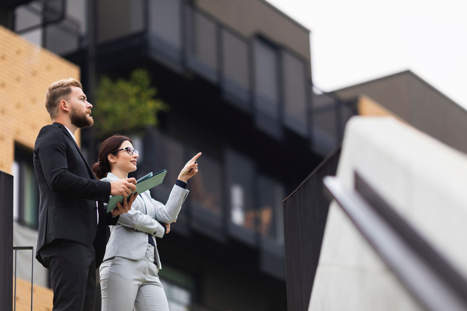 Real Estate Agent on A Meeting — Allentown, PA — Property Search and Settlement, Inc.