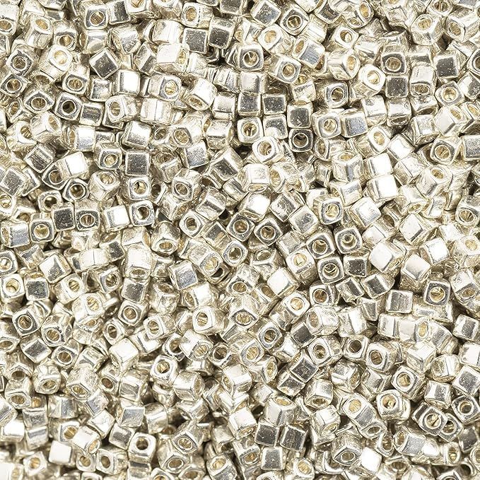 Miyuki Cube 1,8 mm – 1051 galvanisiertes Silber 2,5 Gramm