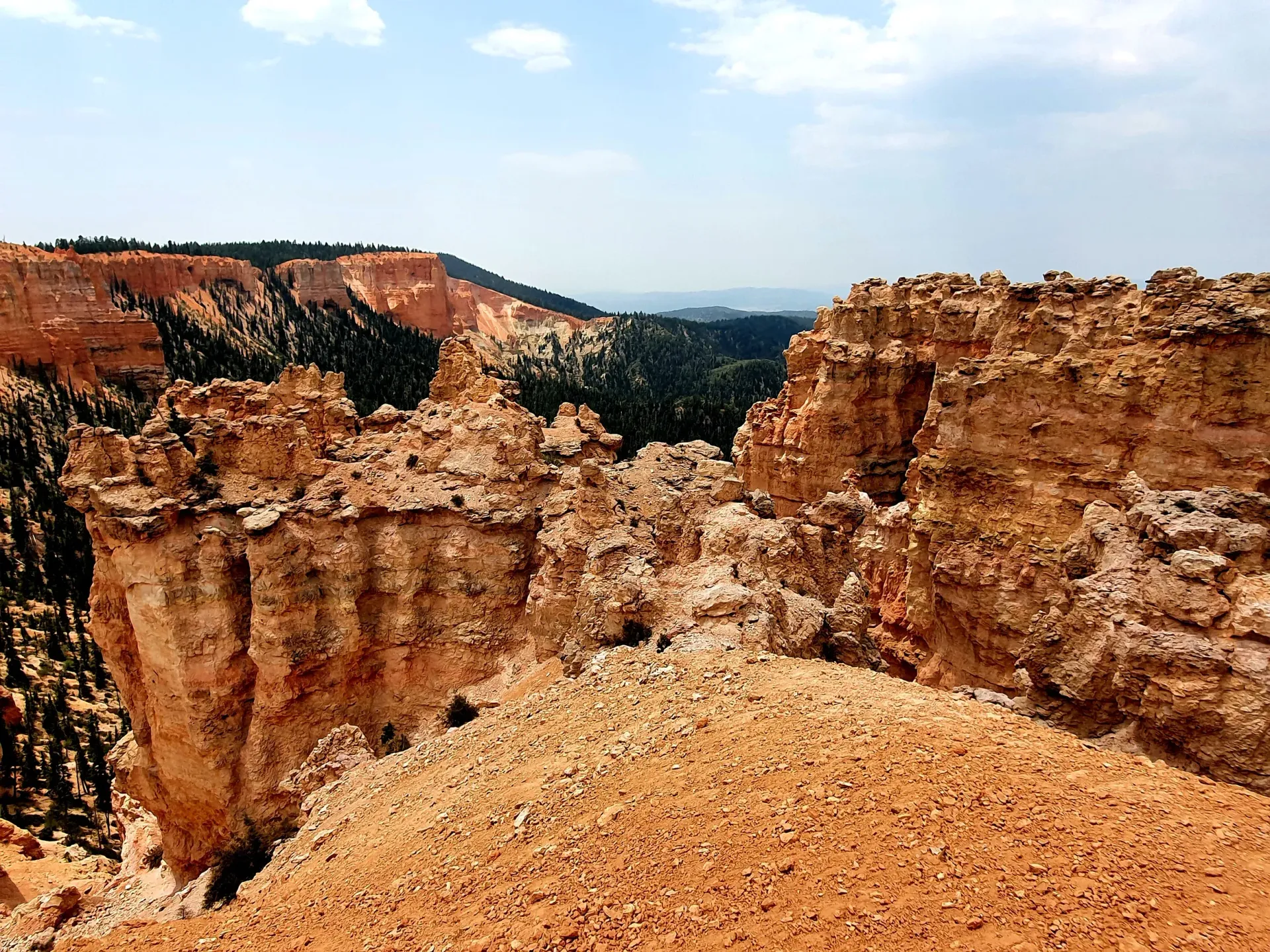 red-rock-scenery