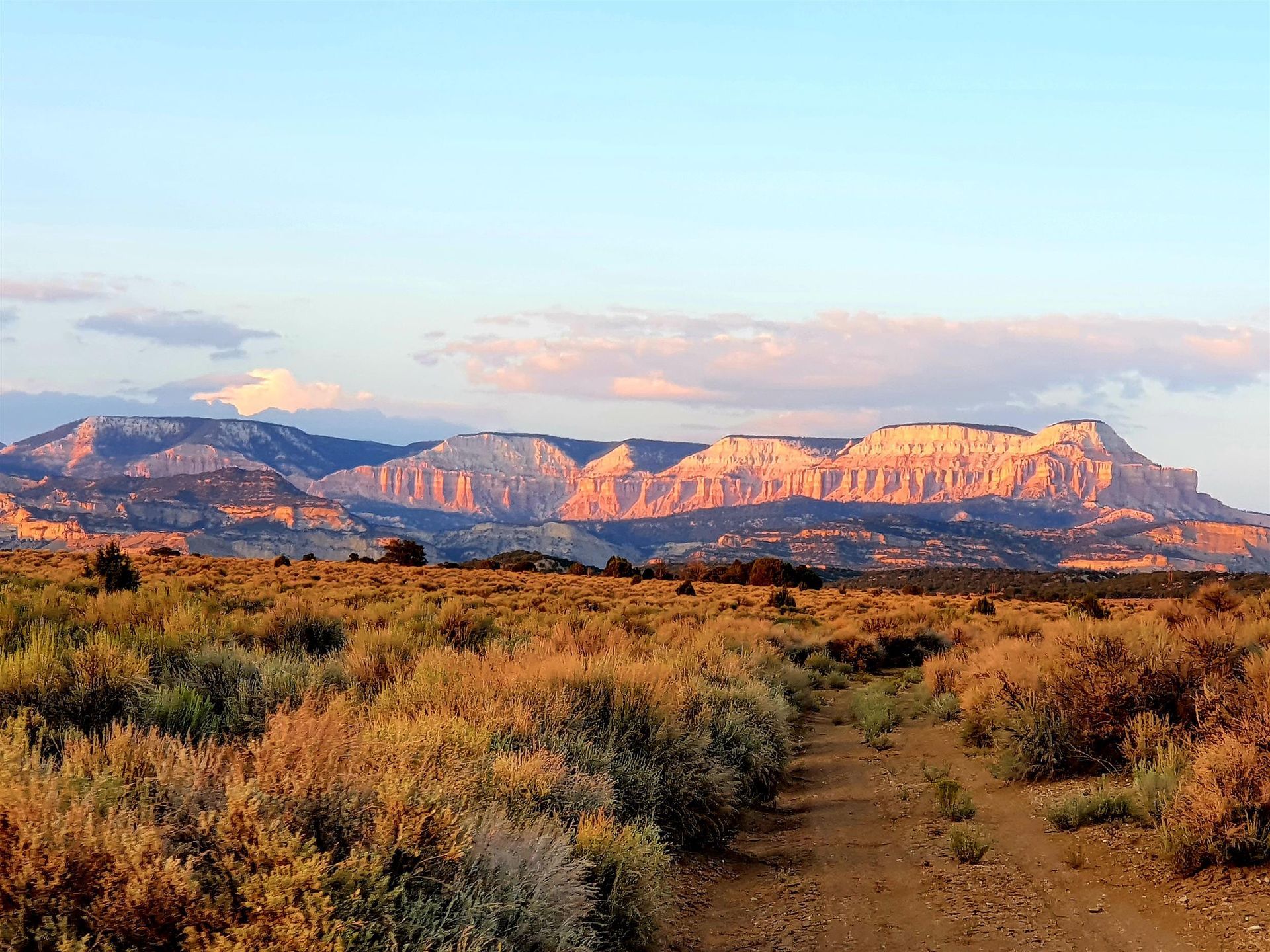 sunset-over-the-red-rocks