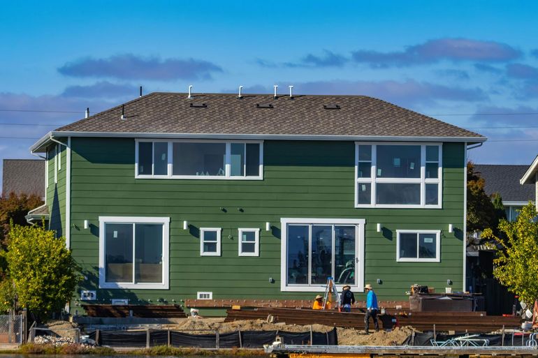 alvear-construction-llc-home-service-home-construction