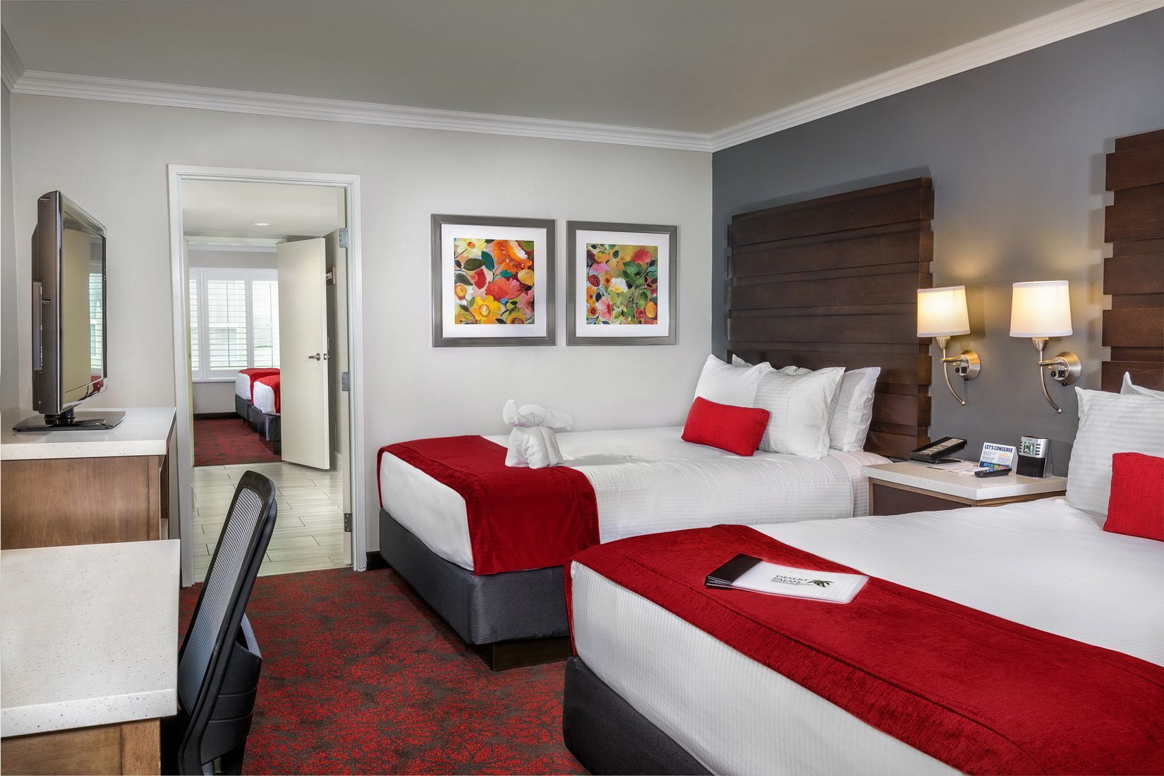 2 Bedroom 2 Bathroom Suite