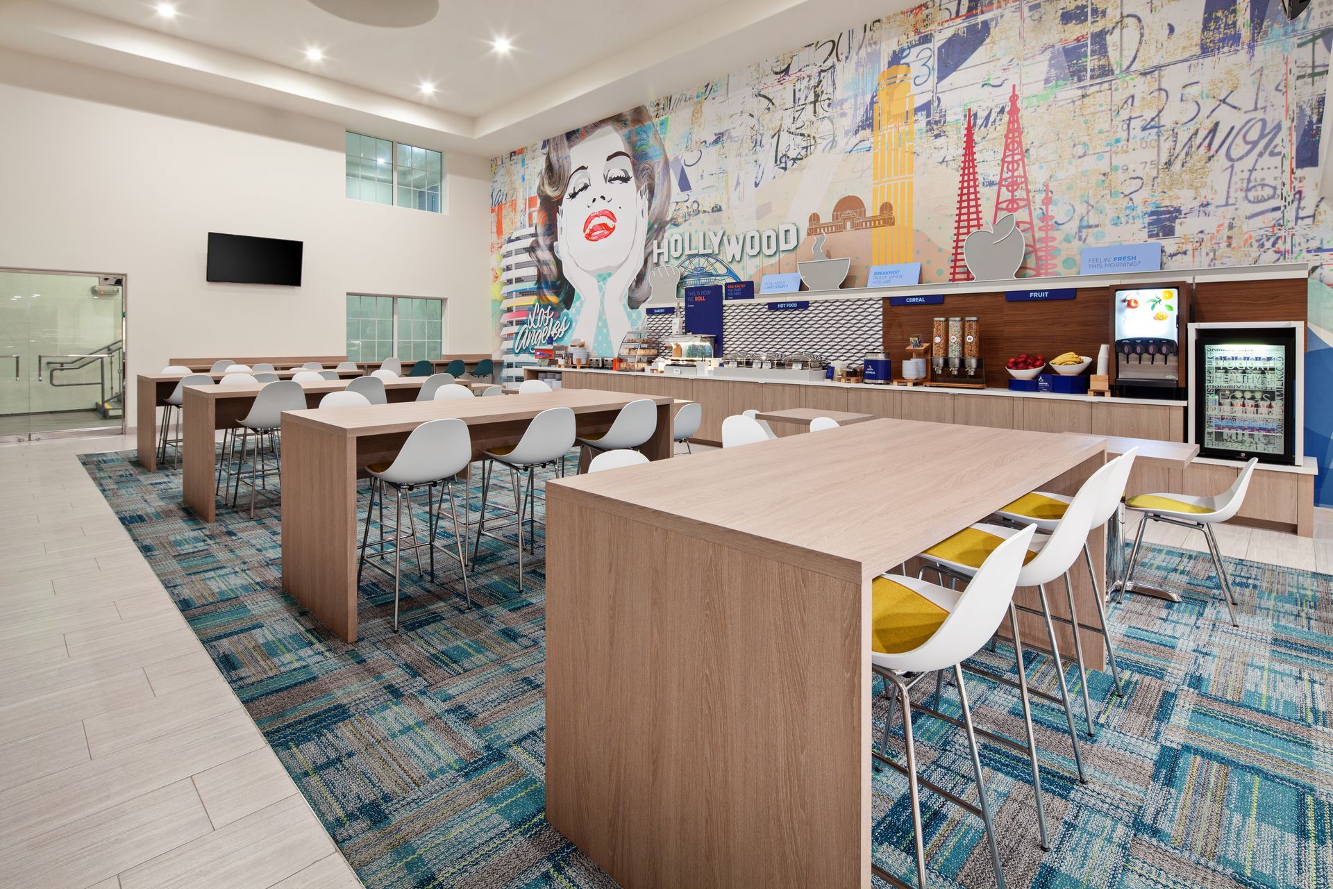 Breakfast Seating Area