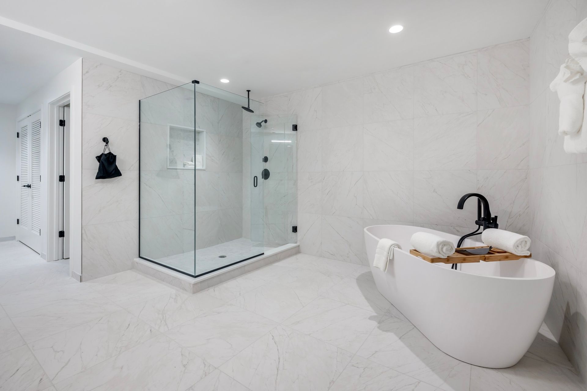 Suite Bathroom