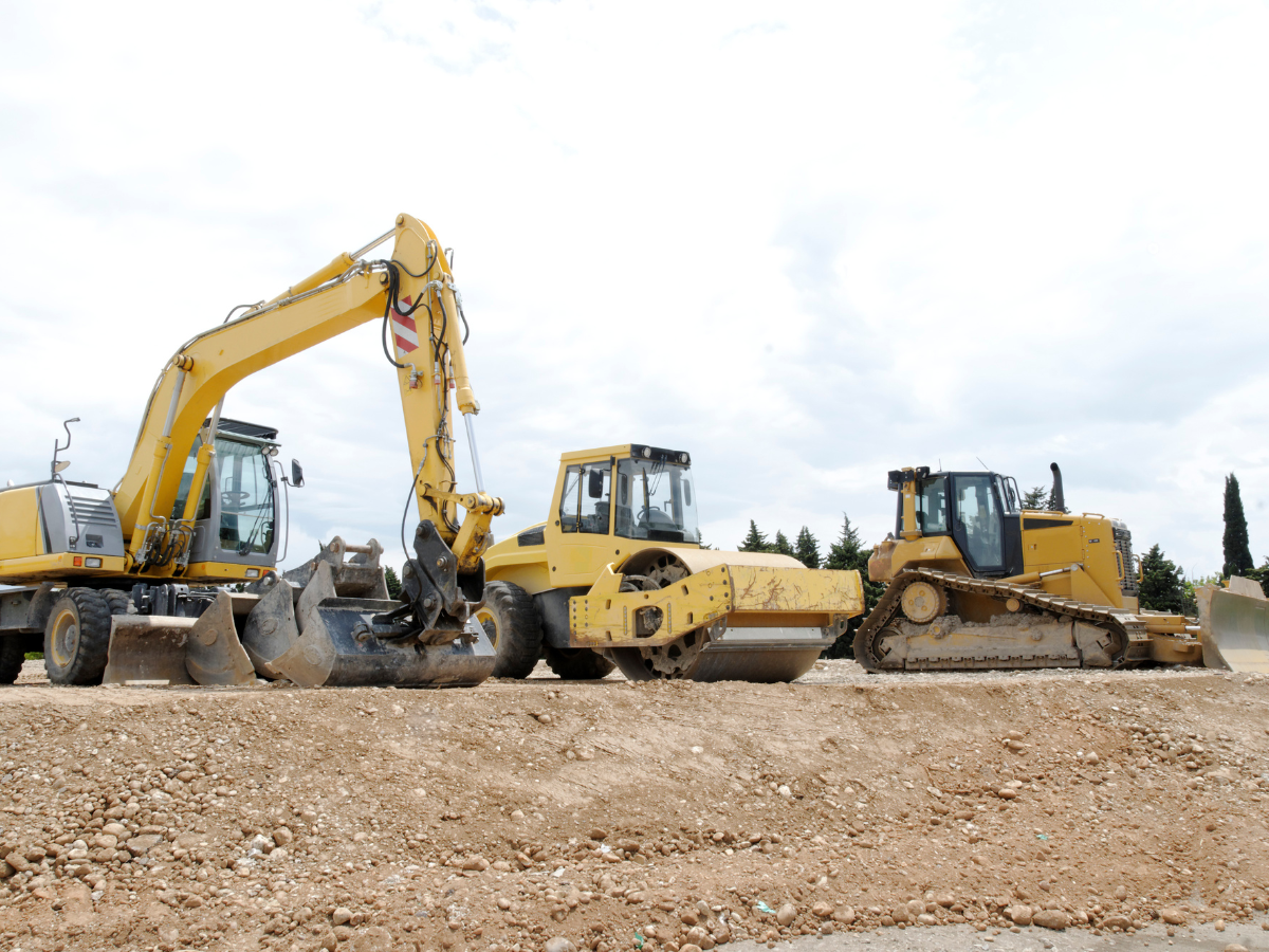 EQUIPMENT OPERATOR