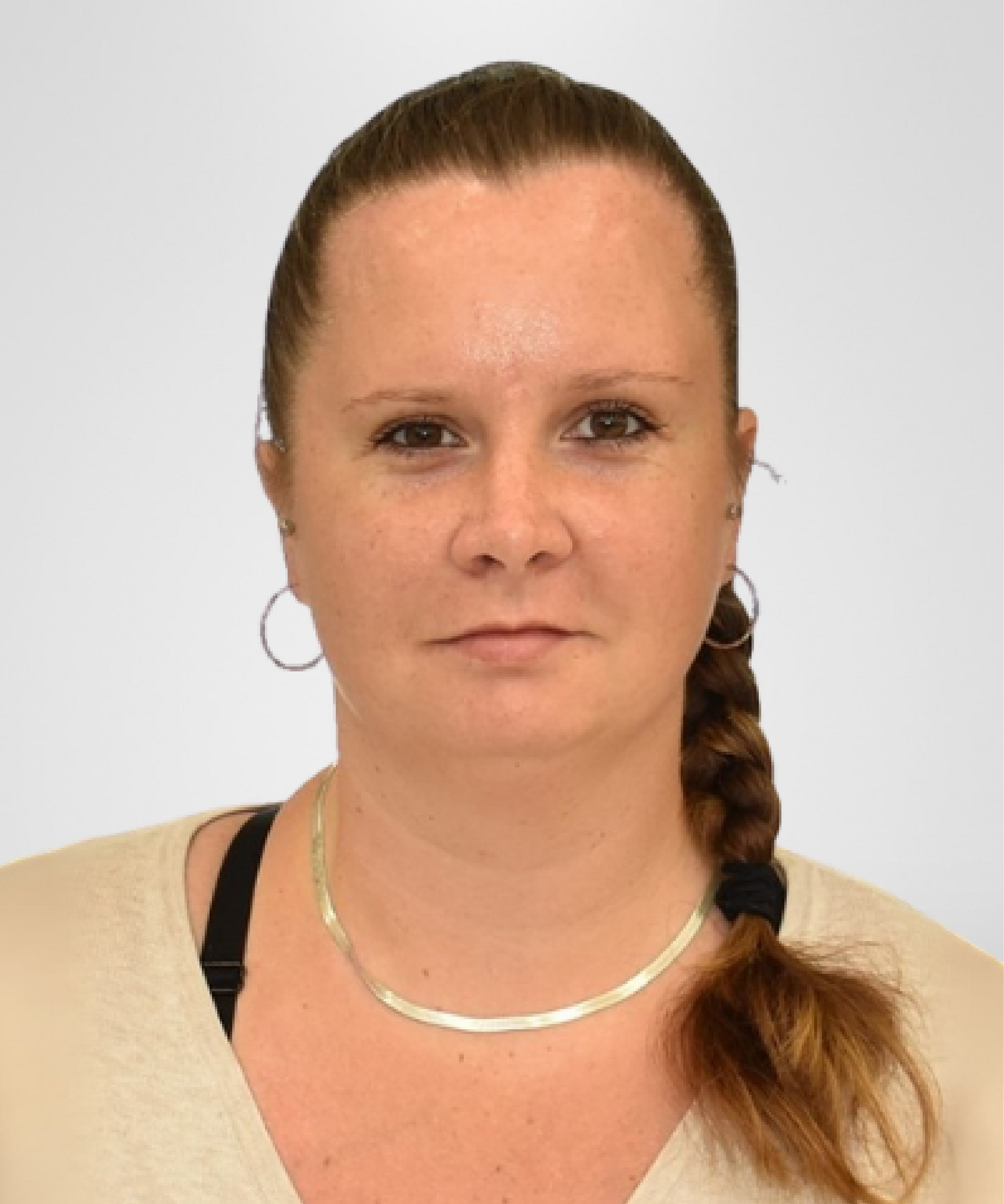 Zuzana Anderlova -
Dental Technician