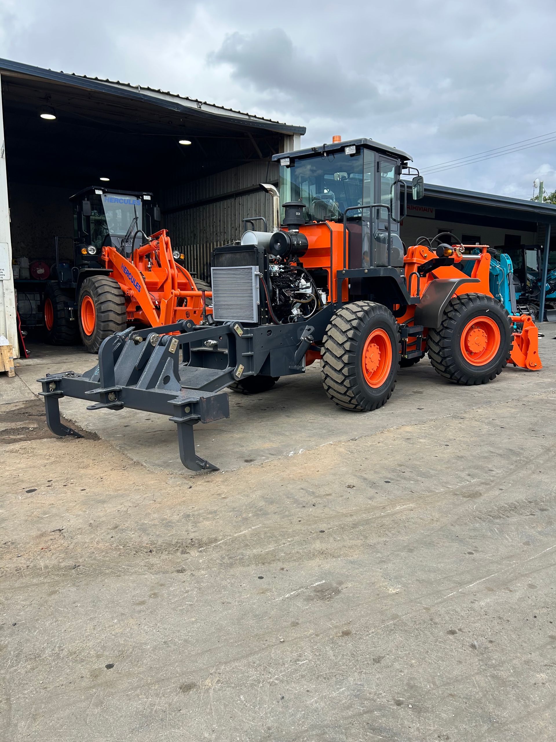 Hercules Machinery Group construction equipment