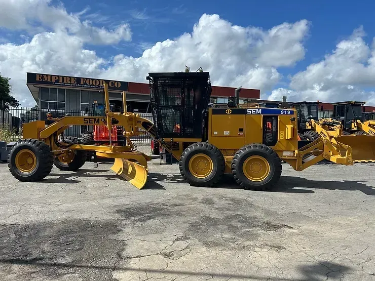 Sem 919 Motor grader