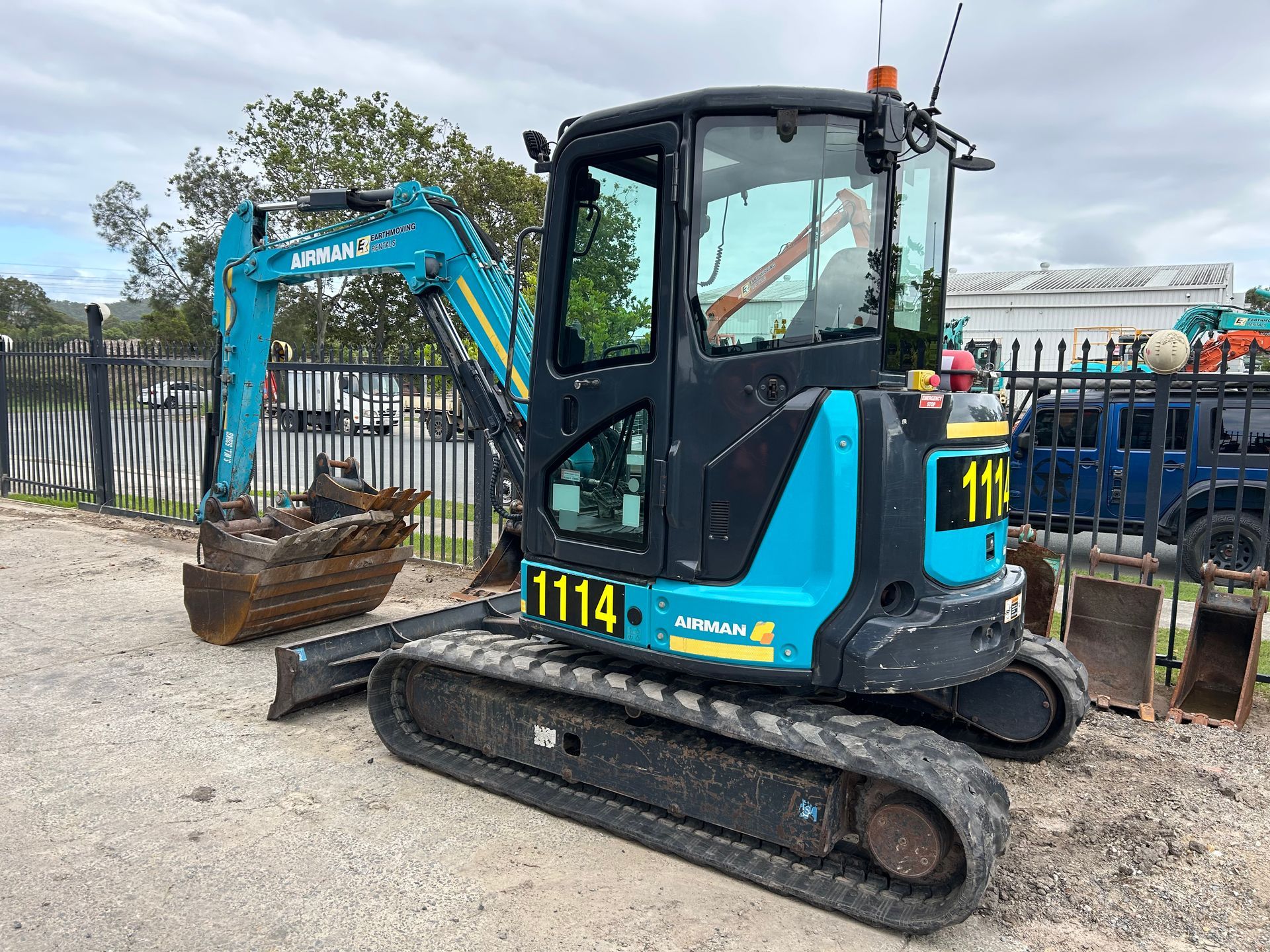 hercules earthmoving equipment australia