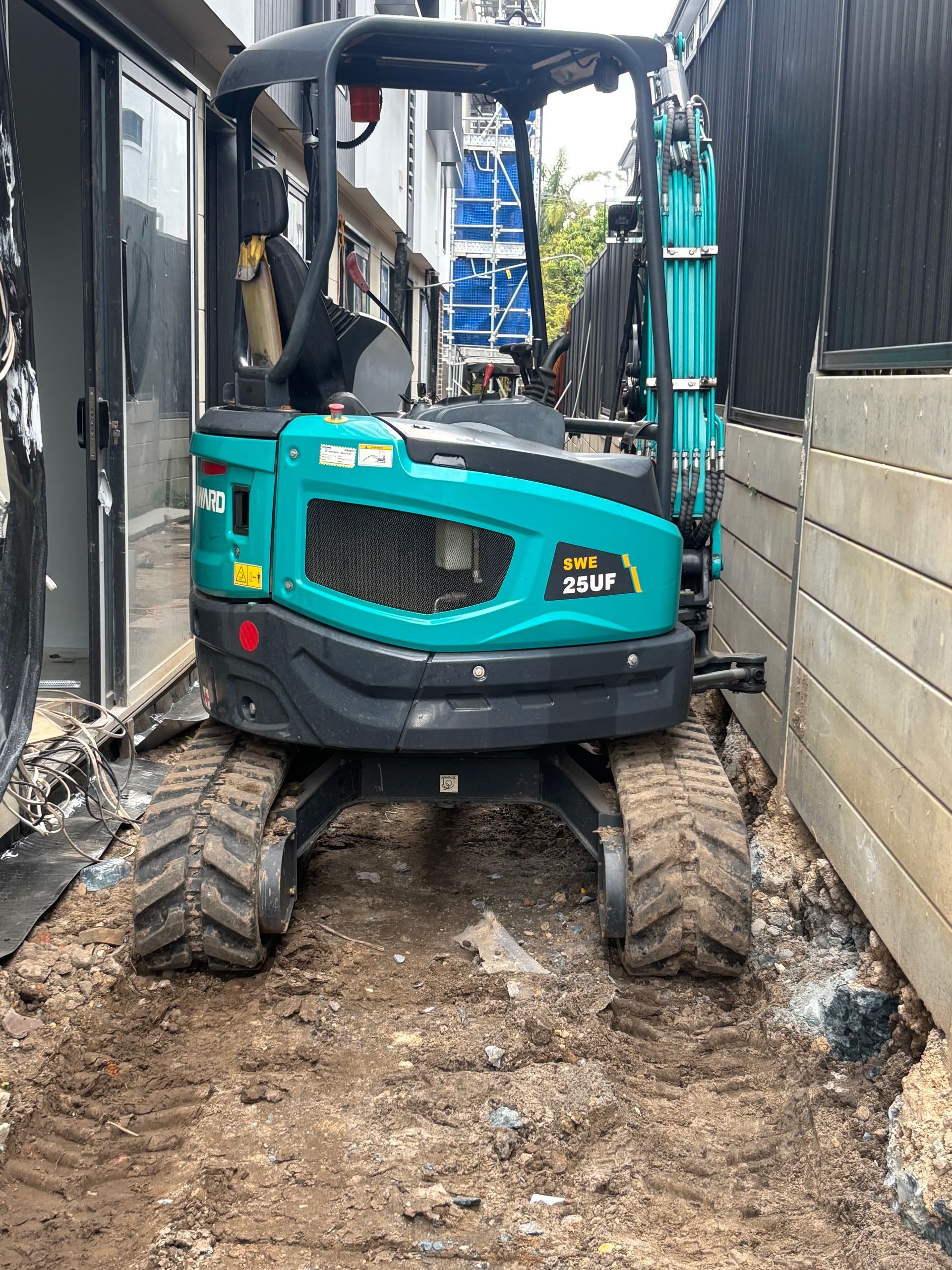 hercules earthmoving equipment australia