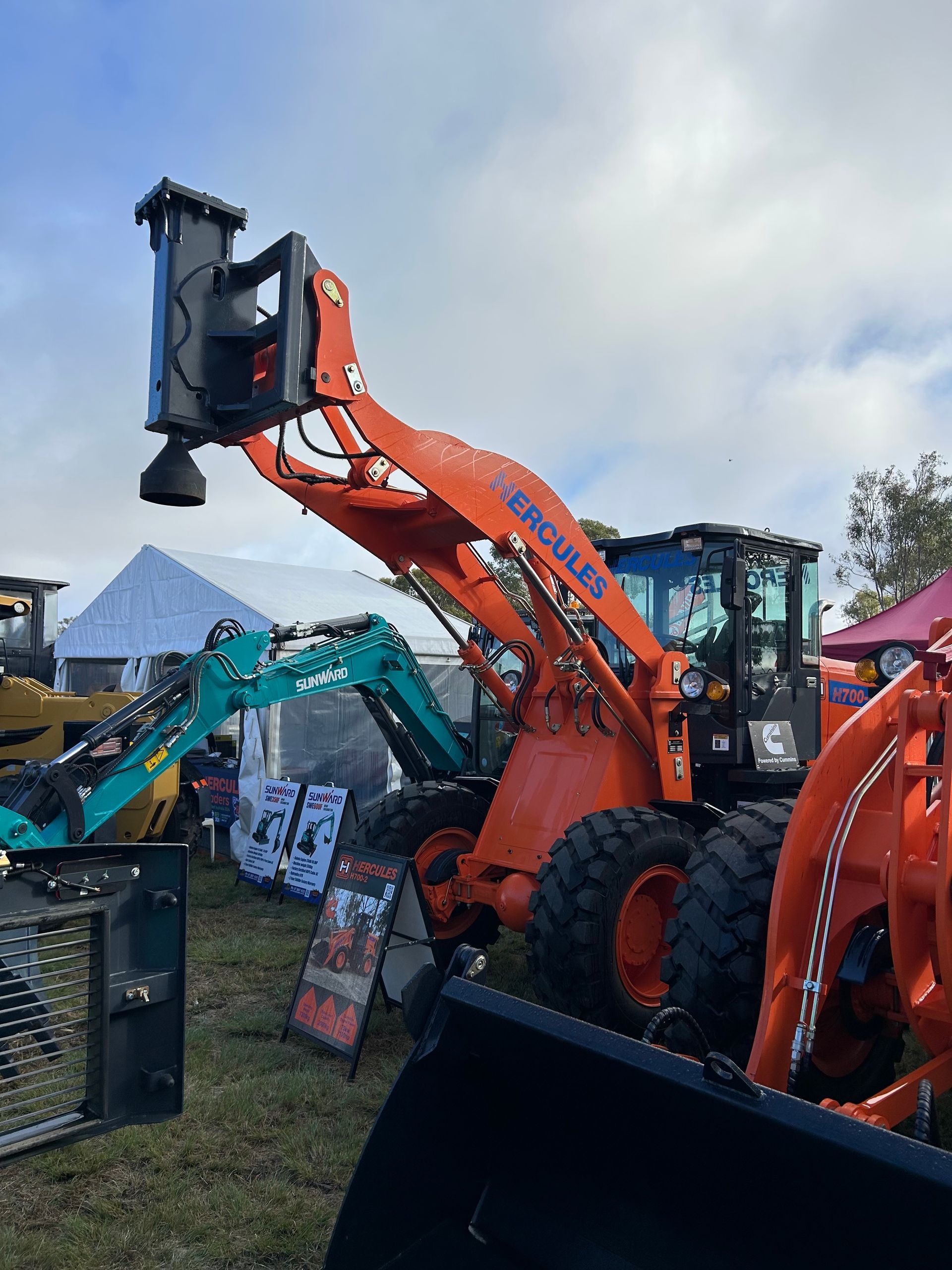 heavy machinery supplier Australia