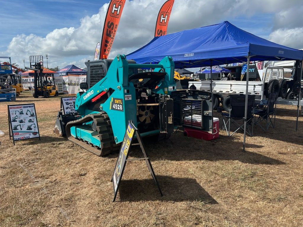 Hercules earthmoving machine Australia