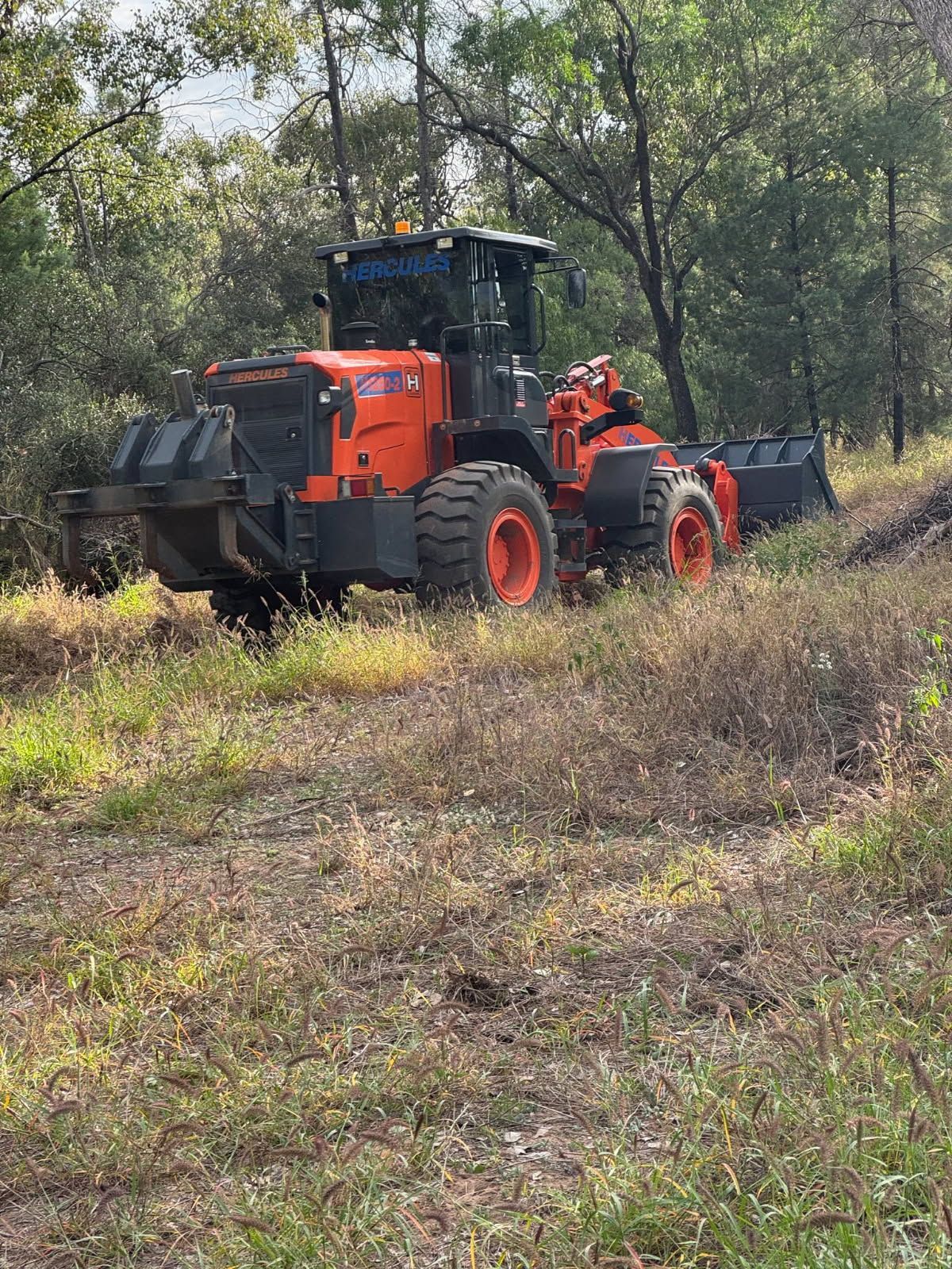 Hercules earthmoving machine Australia