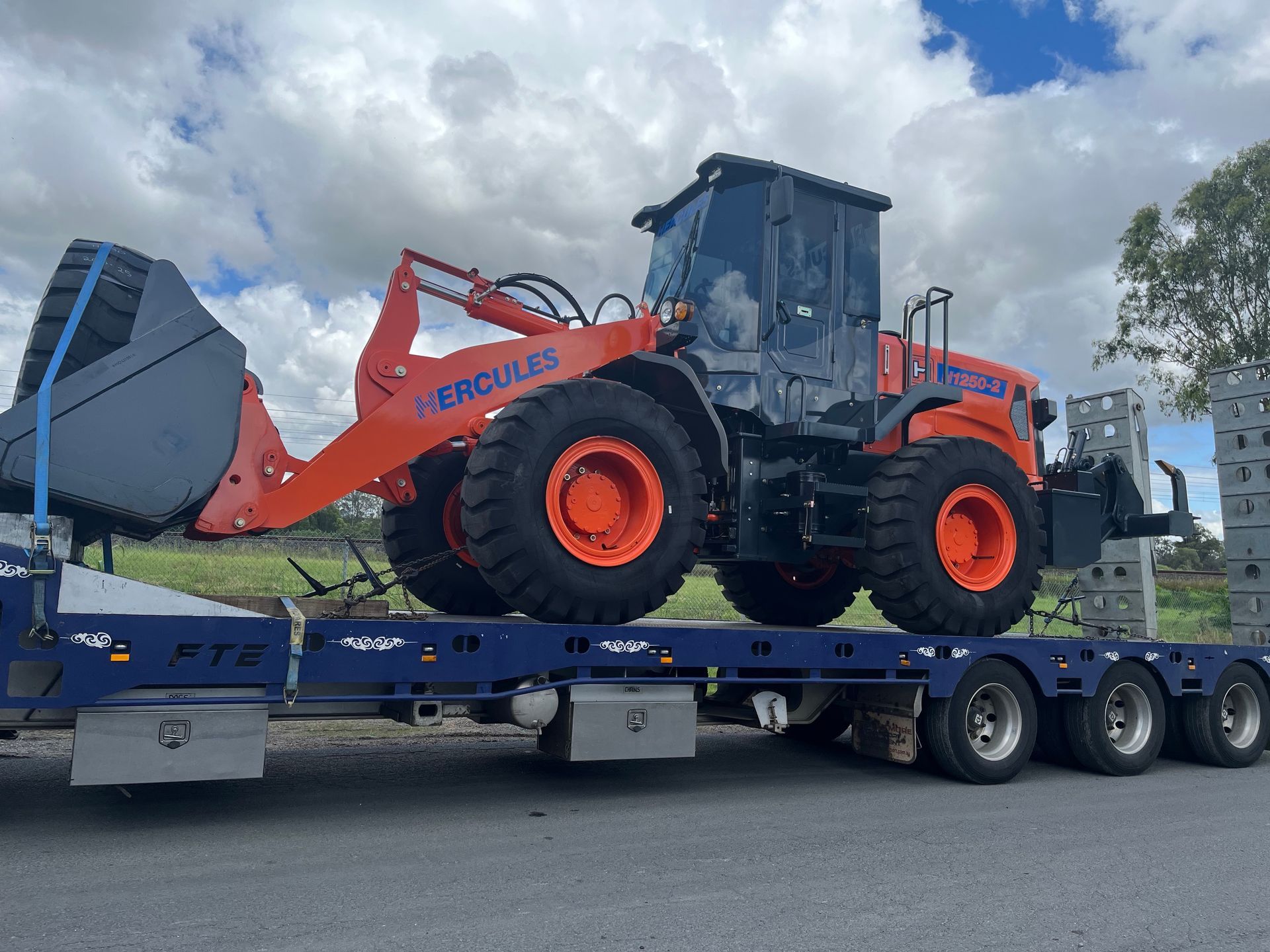 hercules earthmoving equipment australia