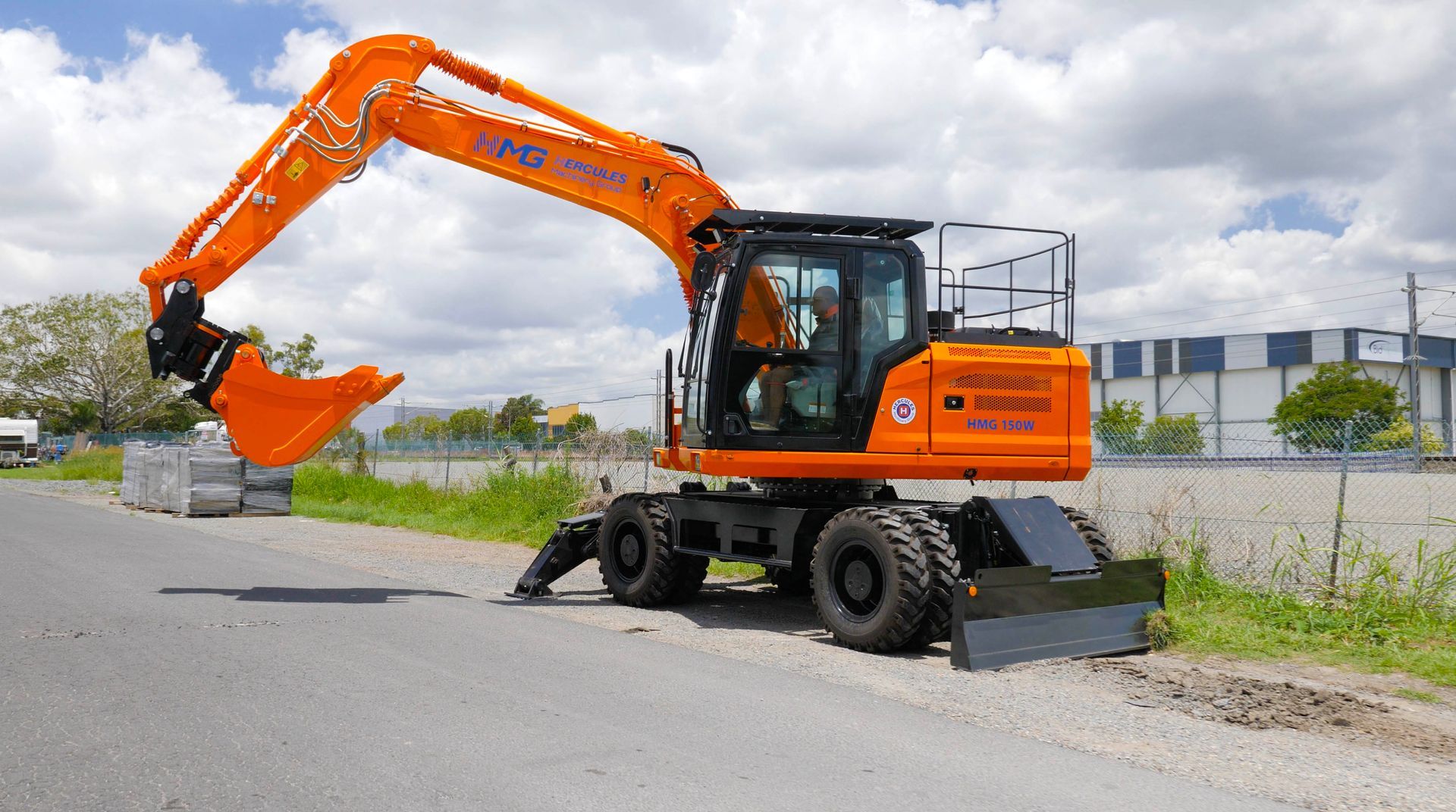 HERCULES HMG150W WHEELED EXCAVATOR