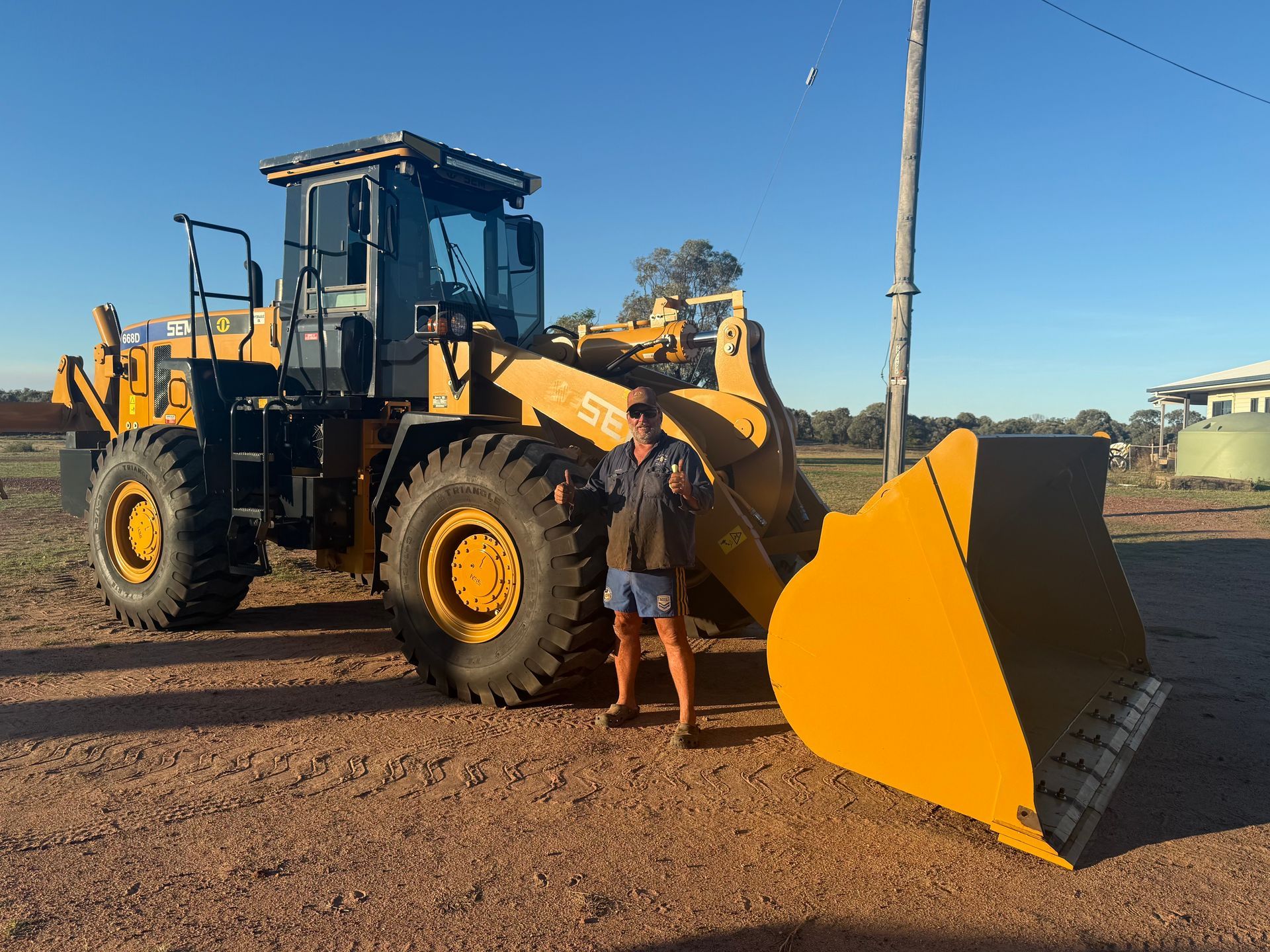 Hercules earthmoving machine Australia