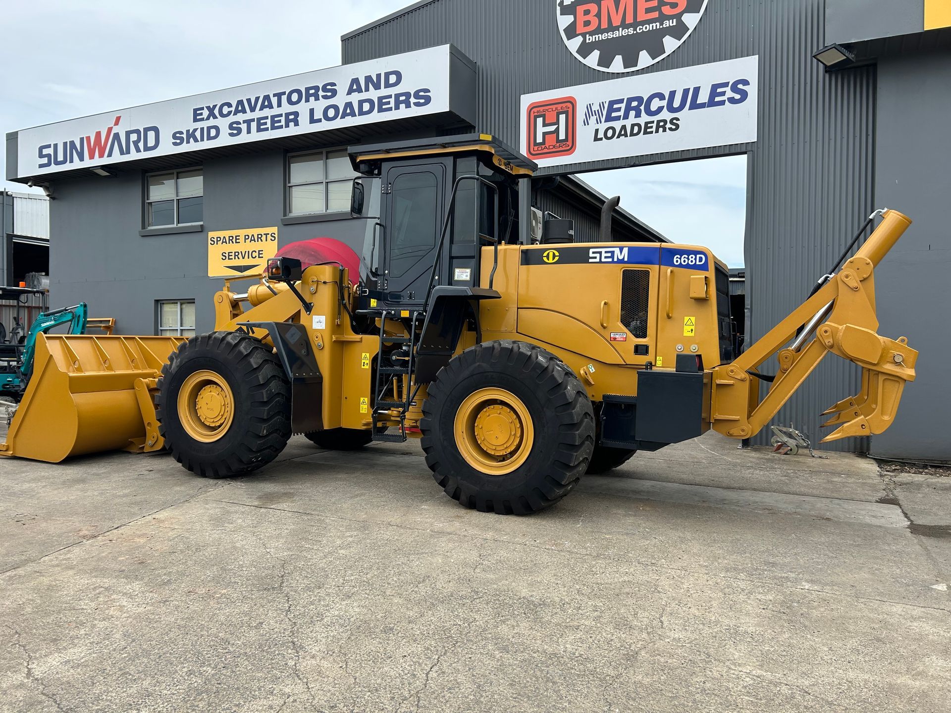 excavators and loaders Australia