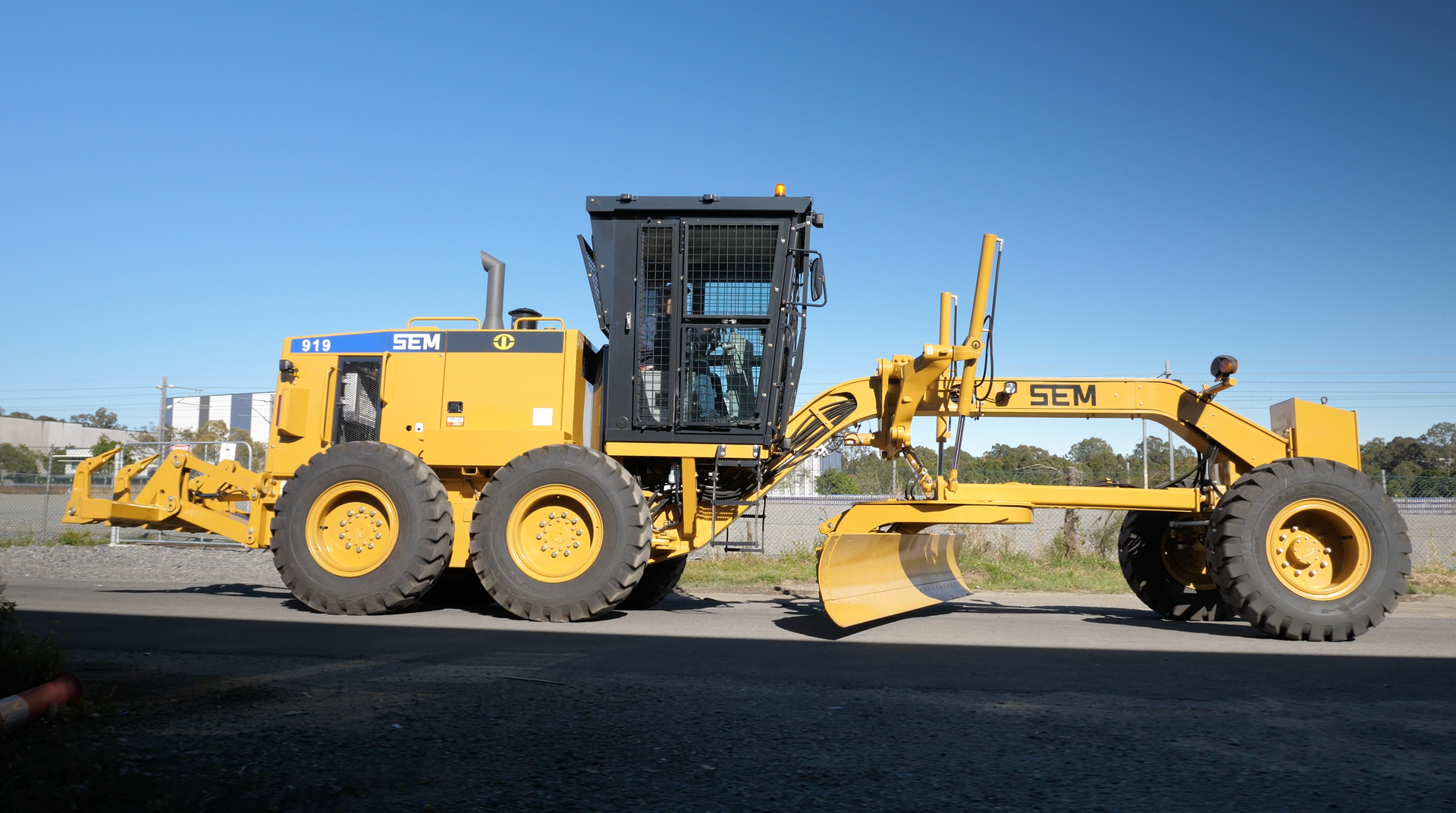 industrial excavator and loader machine