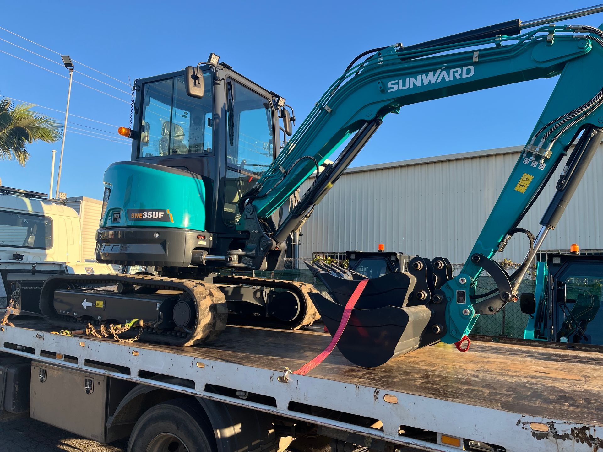 hercules earthmoving equipment australia