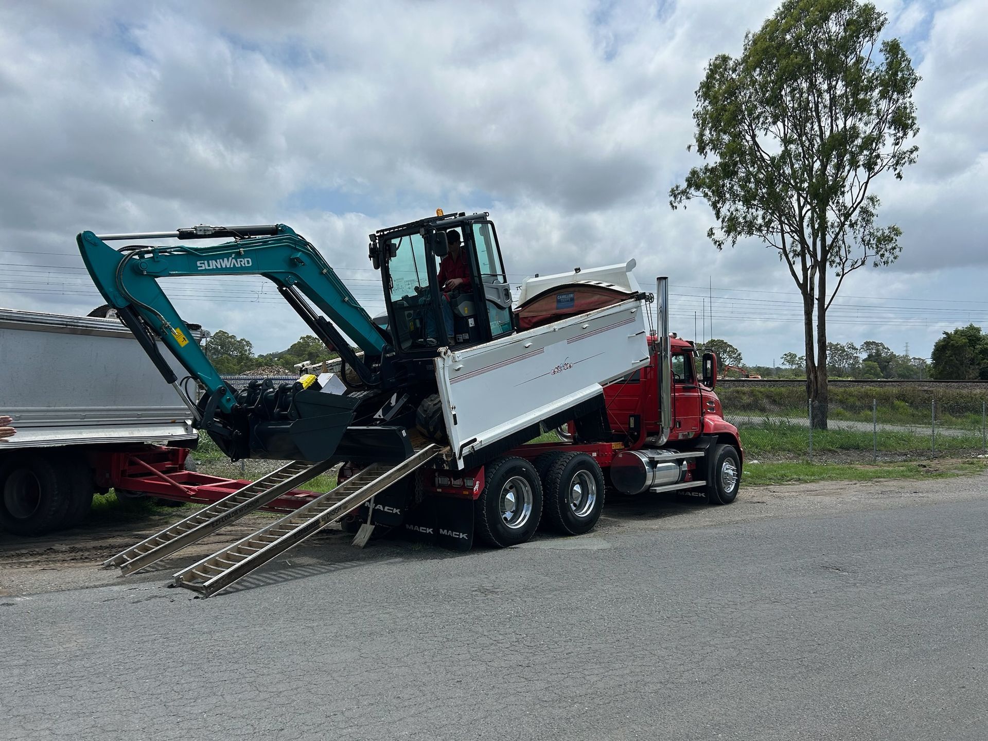 industrial excavator and loader machine