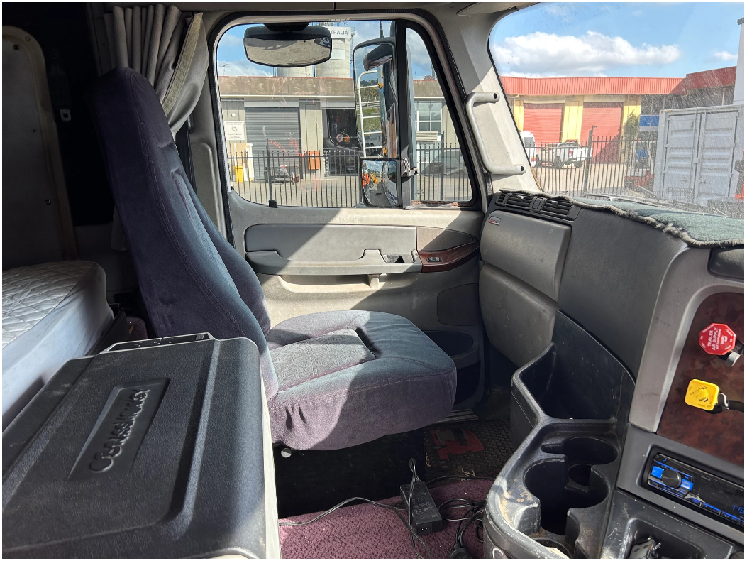 TRUCK & TRAILER FOR SALE! 2003 AGROSY DETROIT