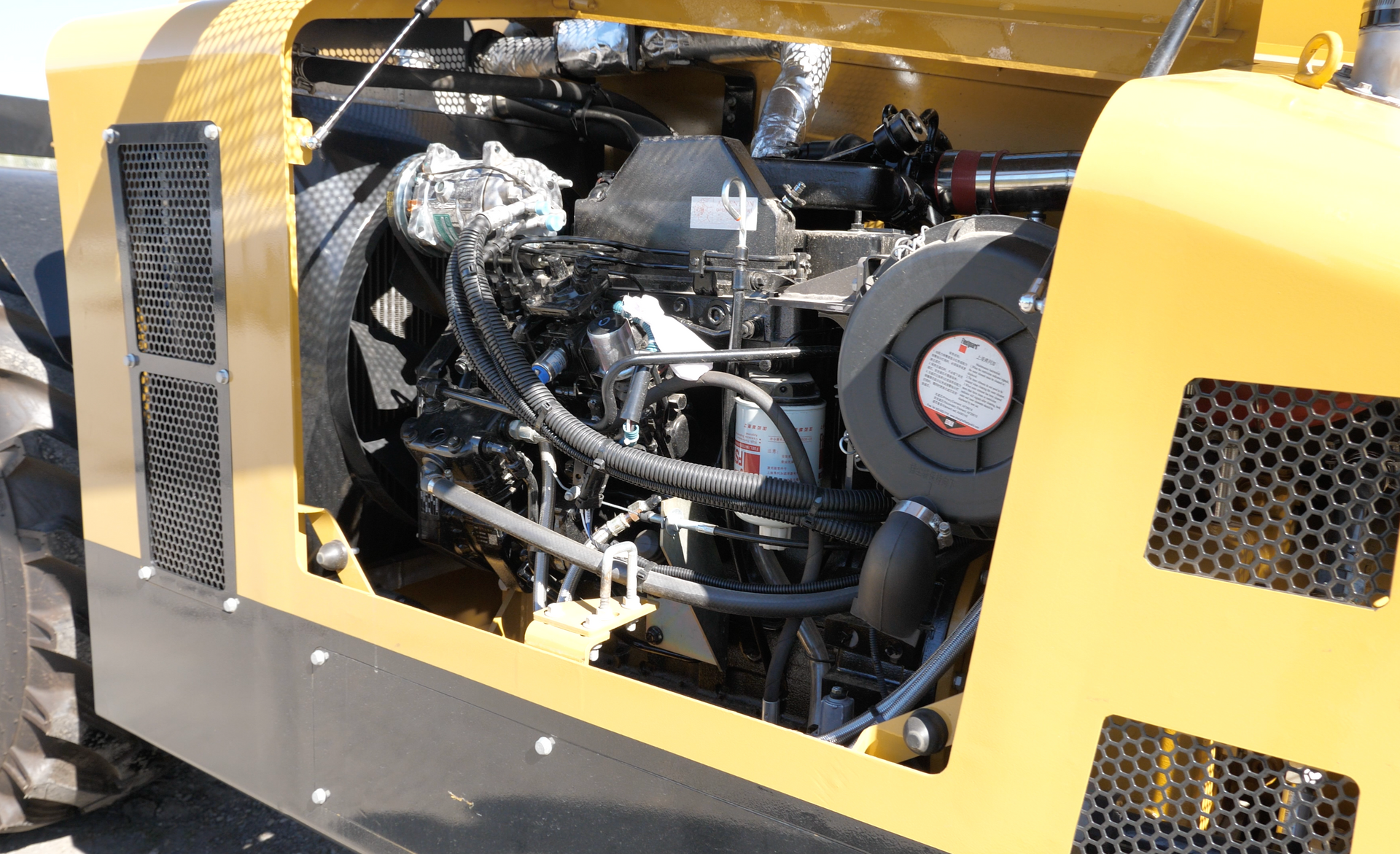 Hercules Machinery Group construction equipment