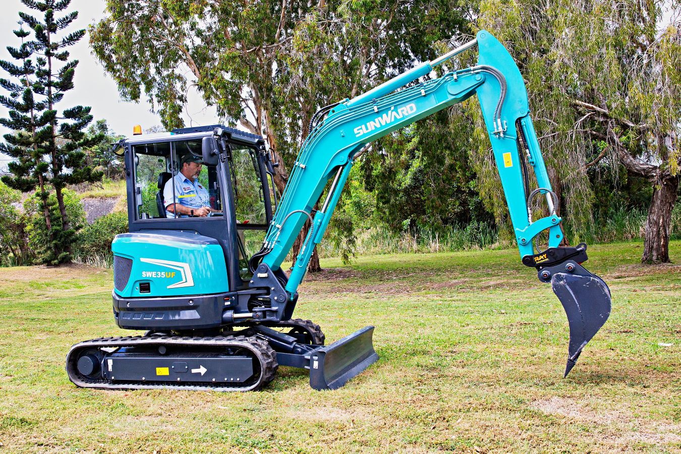 excavator bucket supplier