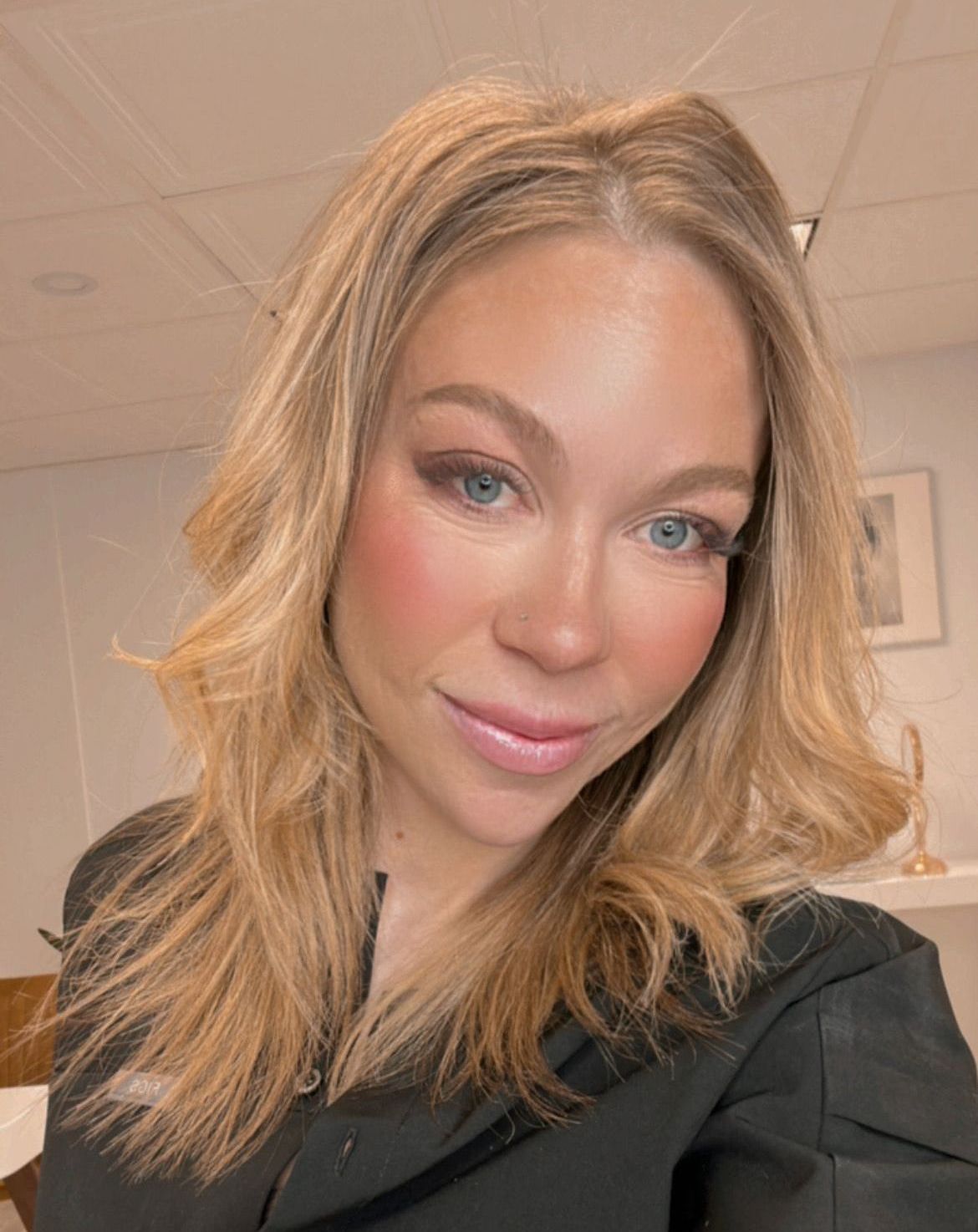 Melissa Headshot