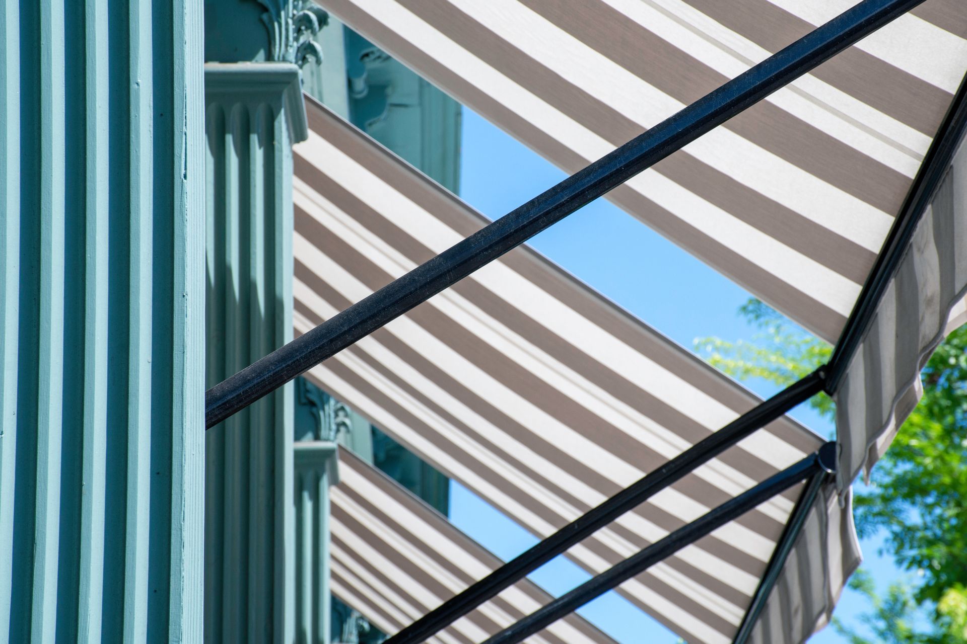 new awning trends