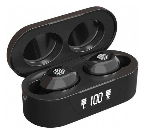 Auriculares inalámbricos negros en un estuche de carga abierto con indicador LED de batería.