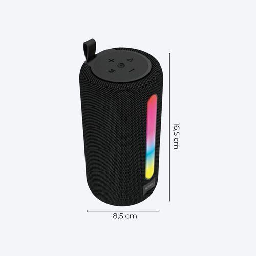 Altavoz Bluetooth cilíndrico negro con tira de luz multicolor y dimensiones marcadas de 18,5 cm x 8,5 cm.
