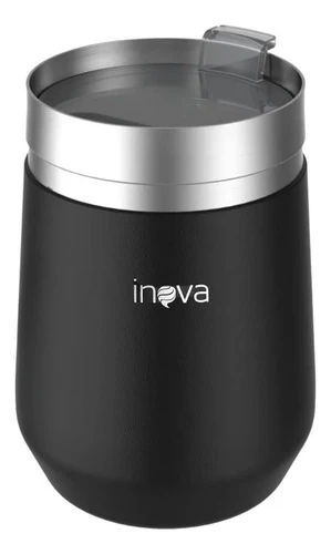 Taza de viaje térmica negra con borde y tapa plateados; logotipo