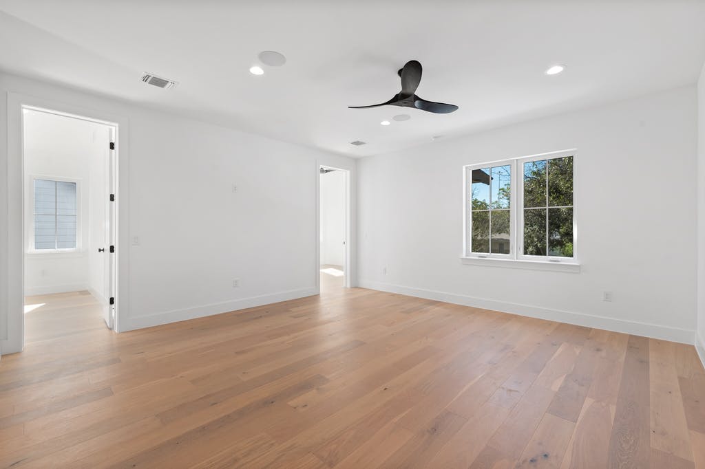 Available Homes 402 Krebs Lane Urbane Roost Austin, Tx 78756