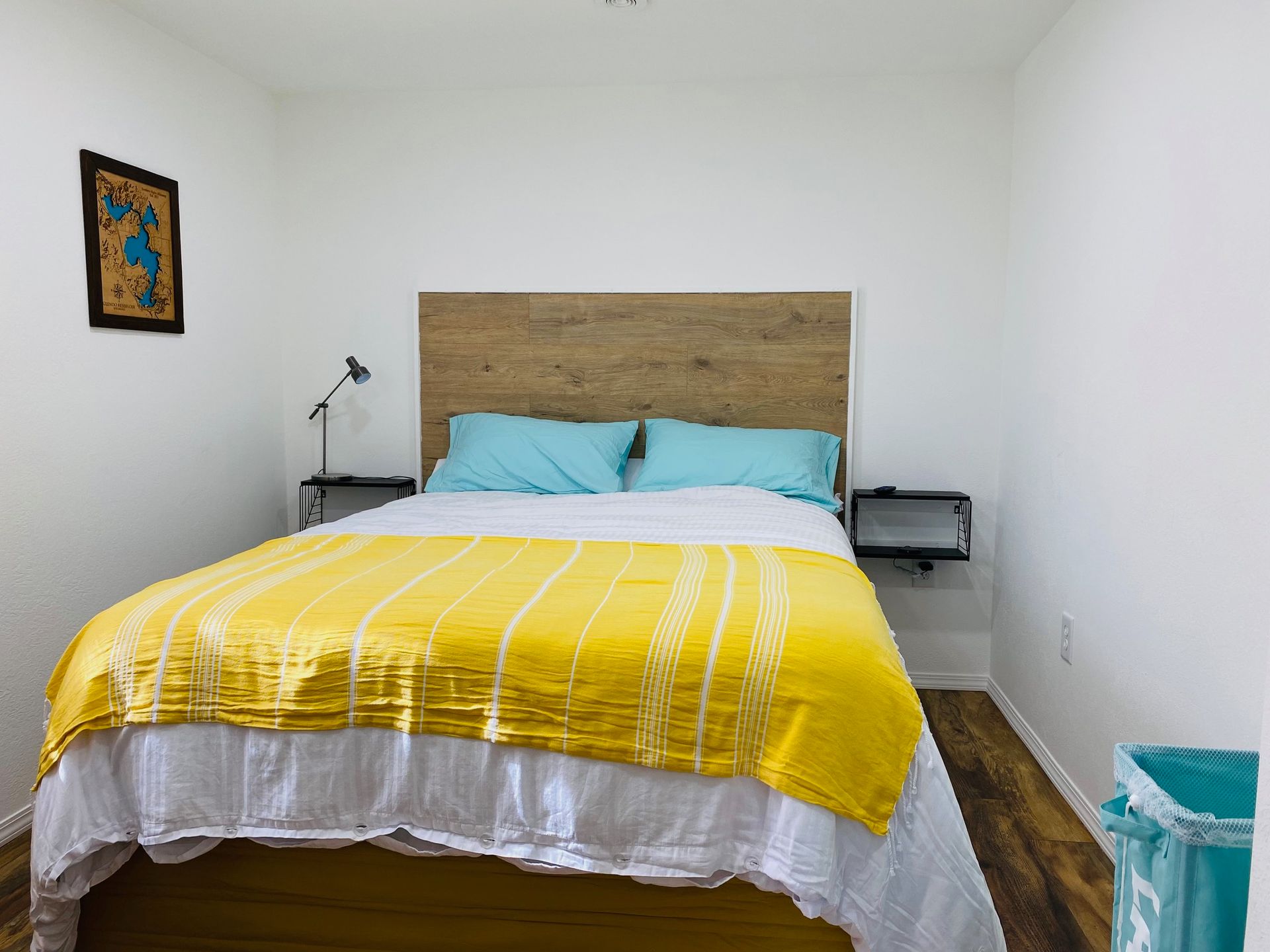 cabin bedroom