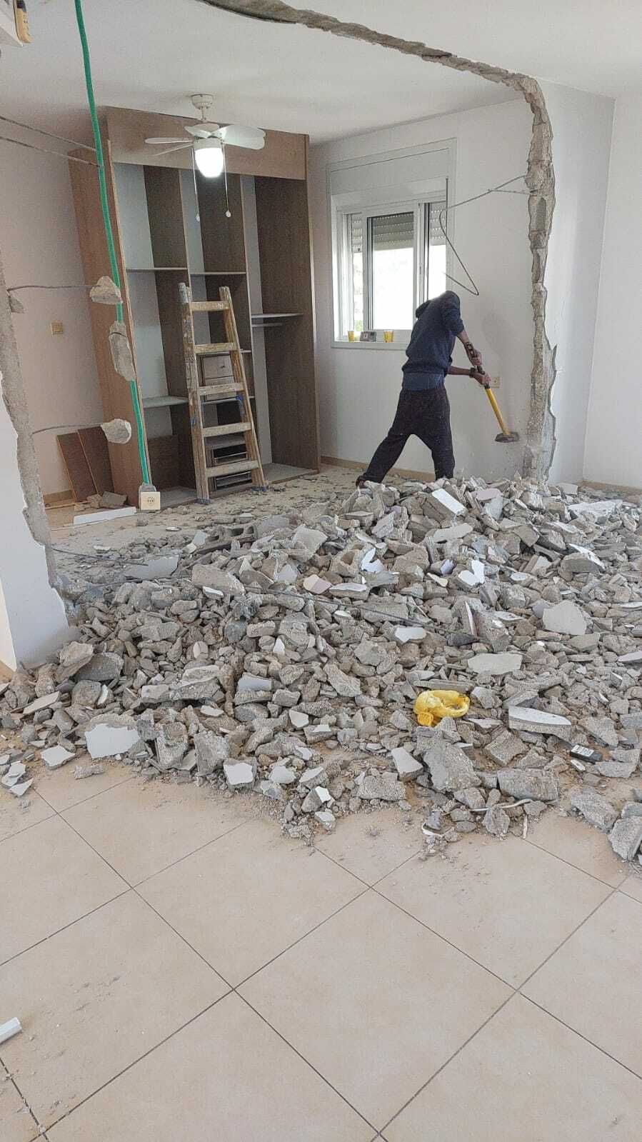 בית בהריסה