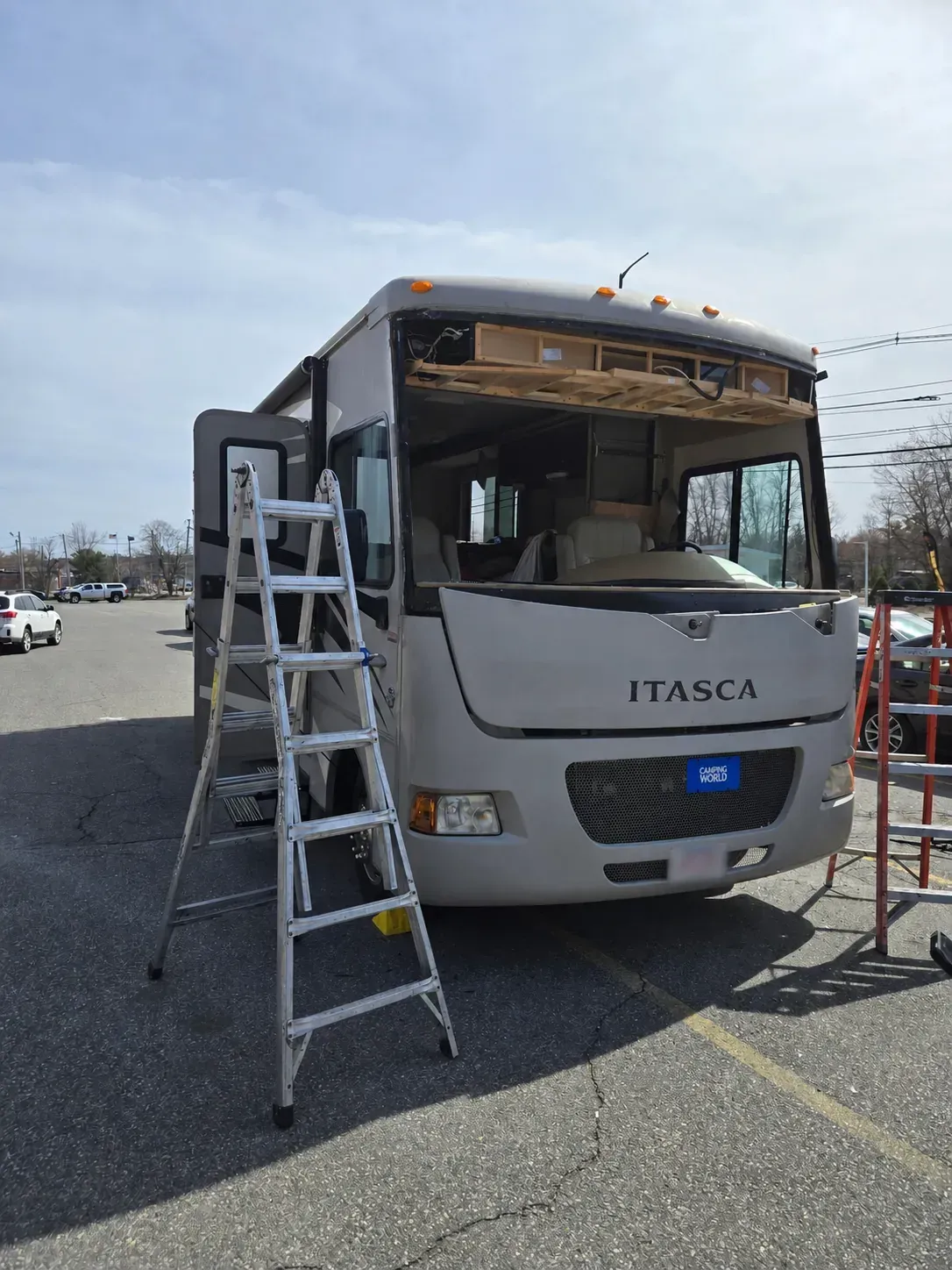 Motorhome windshield opening prepared for replacement glass