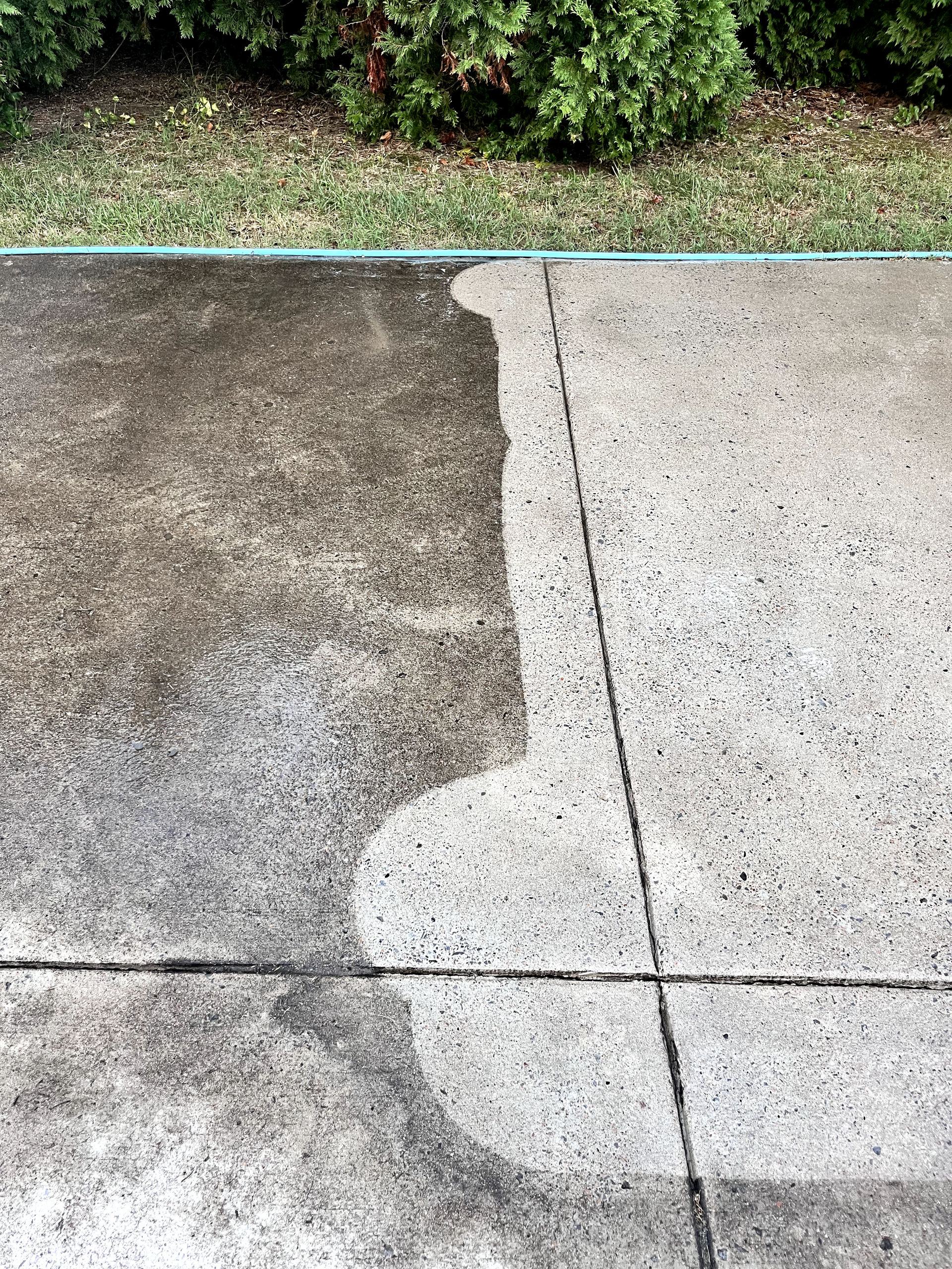 A before and after picture of a concrete driveway.