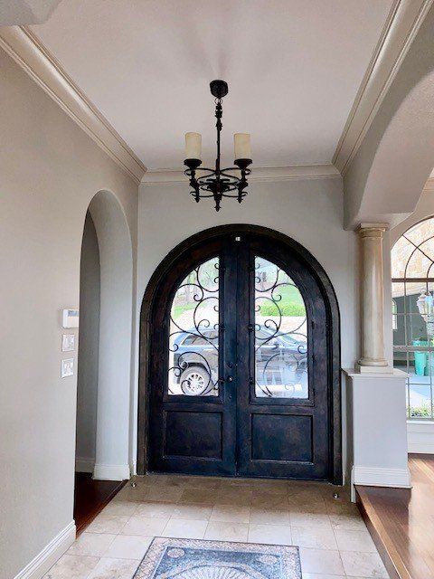 Home in Lake Travis area of Austin, TX that had whole house interior painting completed by Austin Painting and Cabinets