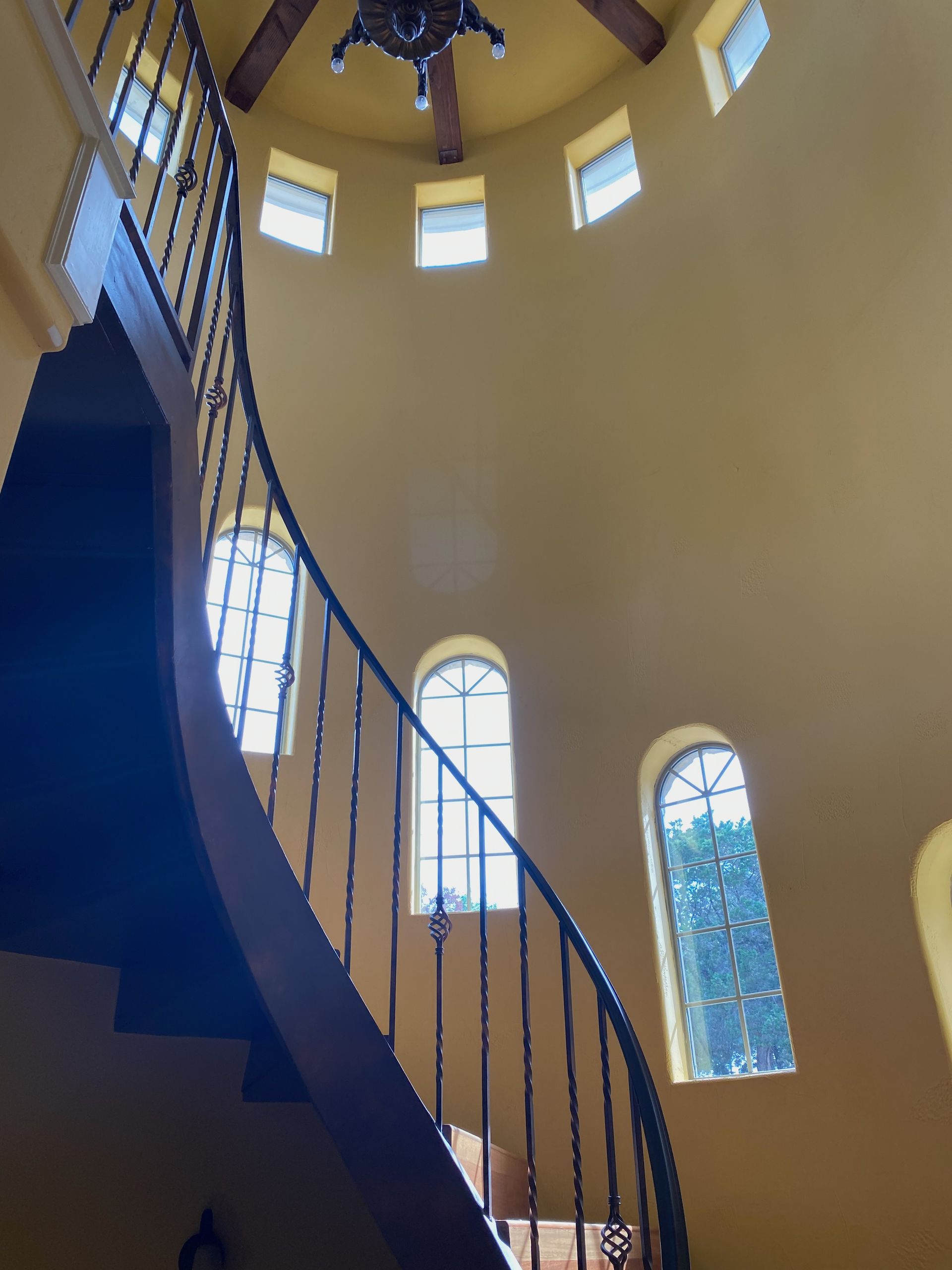 West Lake Hills Austin interior painting before photo