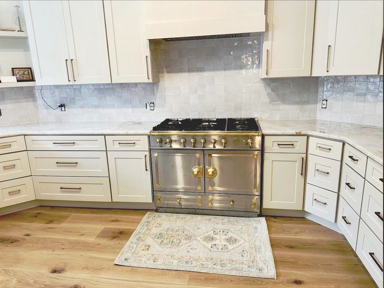 Kitchen remodel in Austin TX with new cabinets, new countertops, new lighting, and new backsplash completed by Austin's most trusted kitchen remodeling contractor Austin Painting and Cabinets