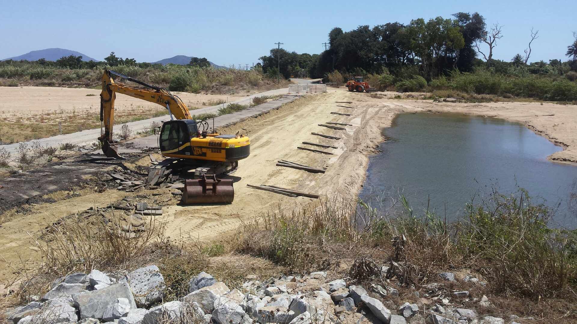 Excavator Working on Irrigation Water - Excavation in Bowen, QLD