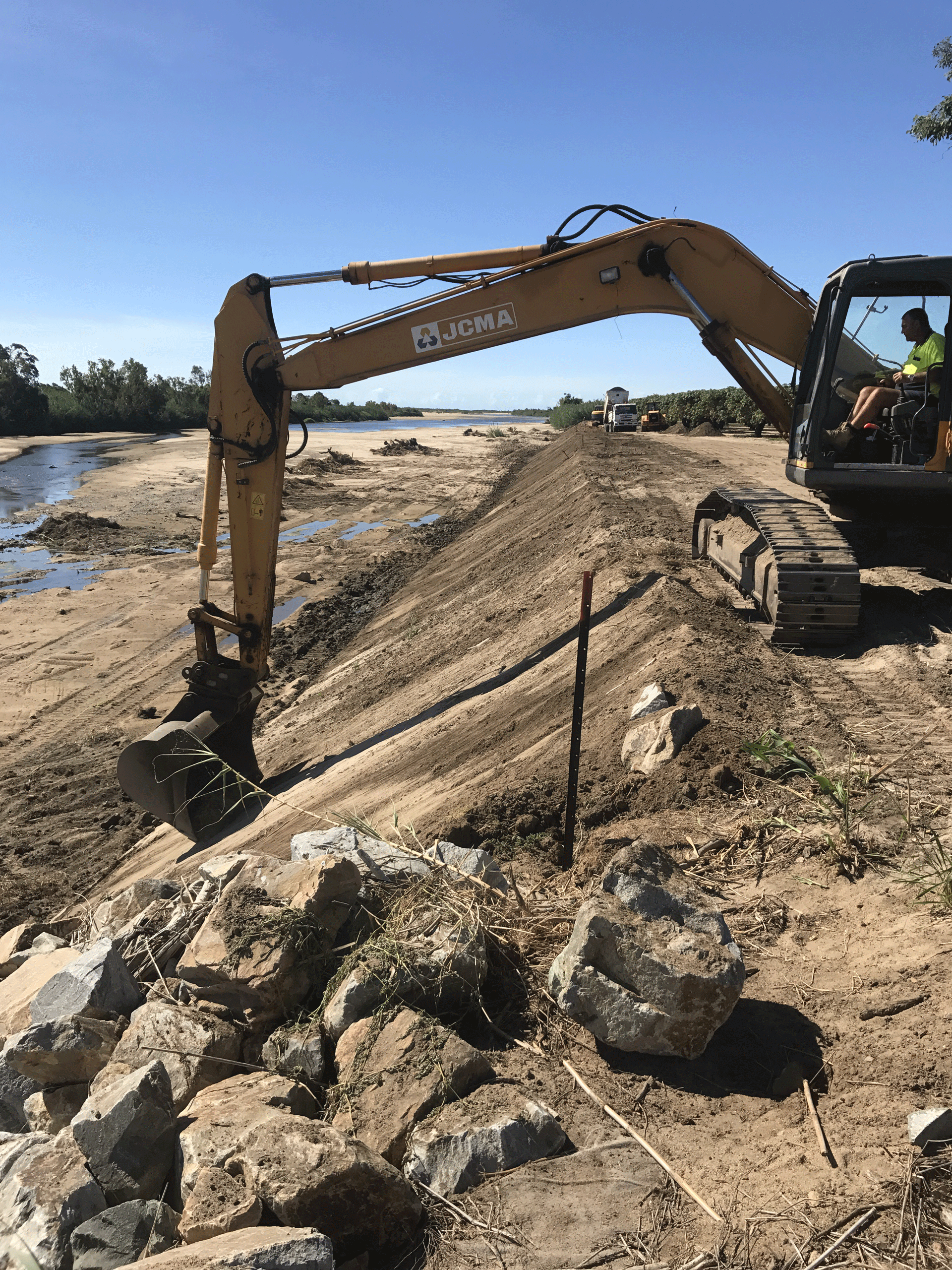 Excavator on Digging - Excavation in Bowen, QLD