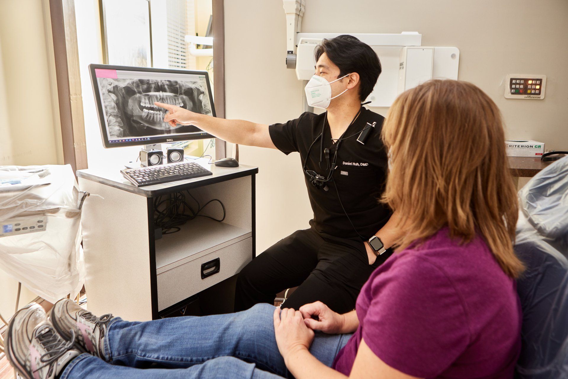 Dentist in Clemmons NC demonstrating teeth x-ray