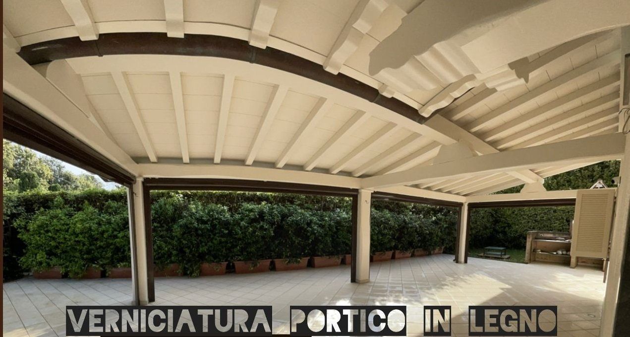 verniciatura portico