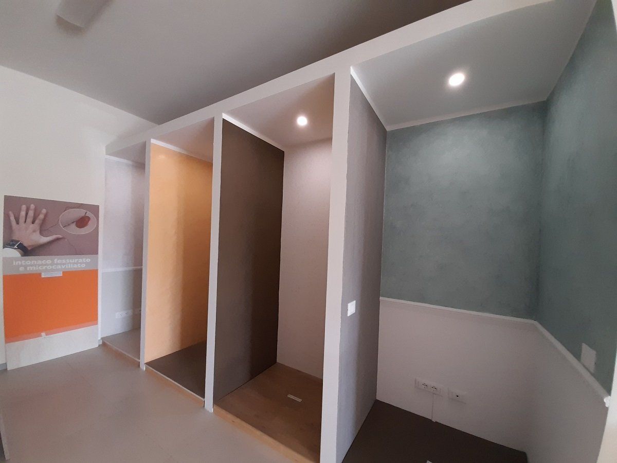 interno showroom 1