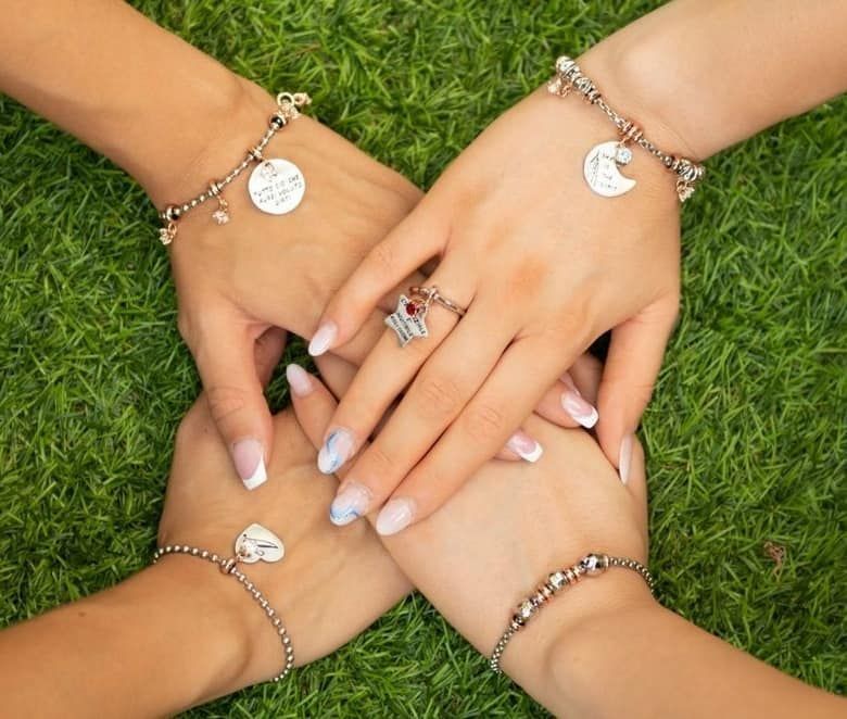 bracciali